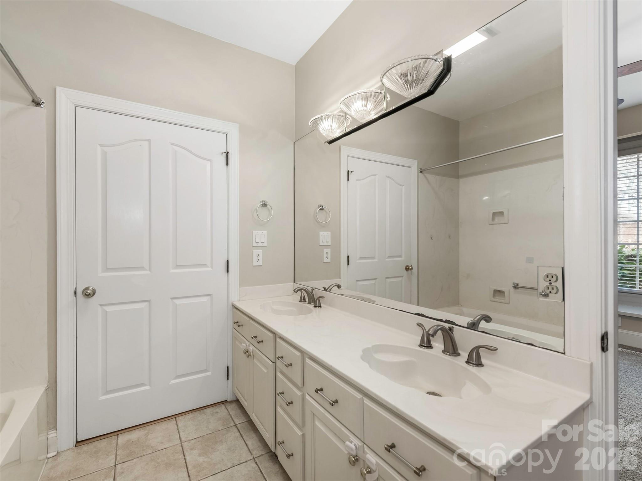 Piper Glen - Residential