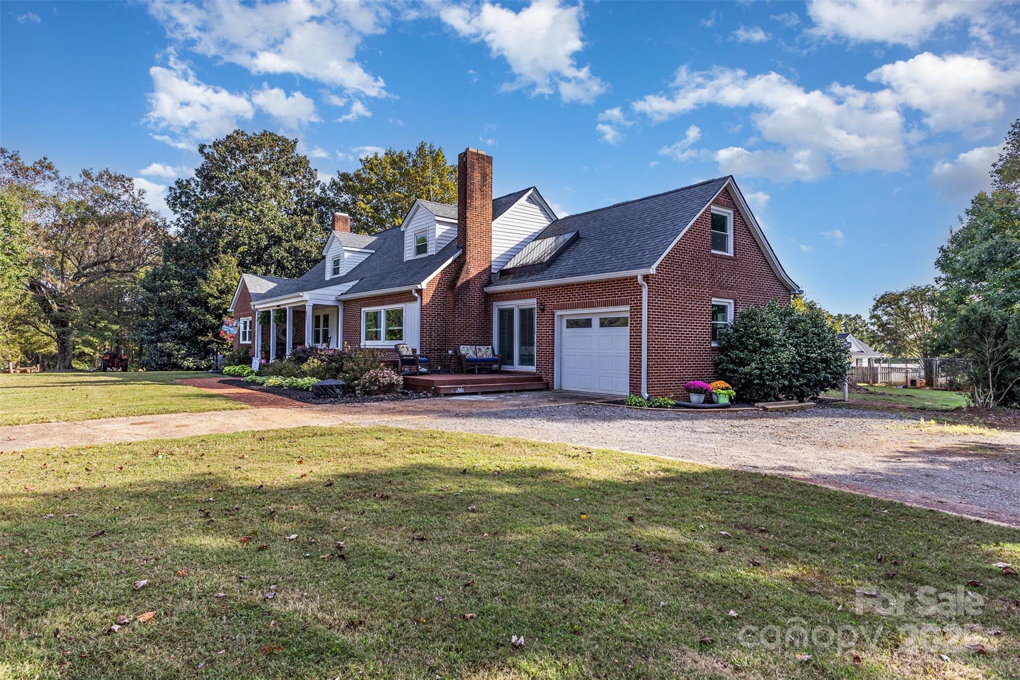 941 Casar Belwood Road