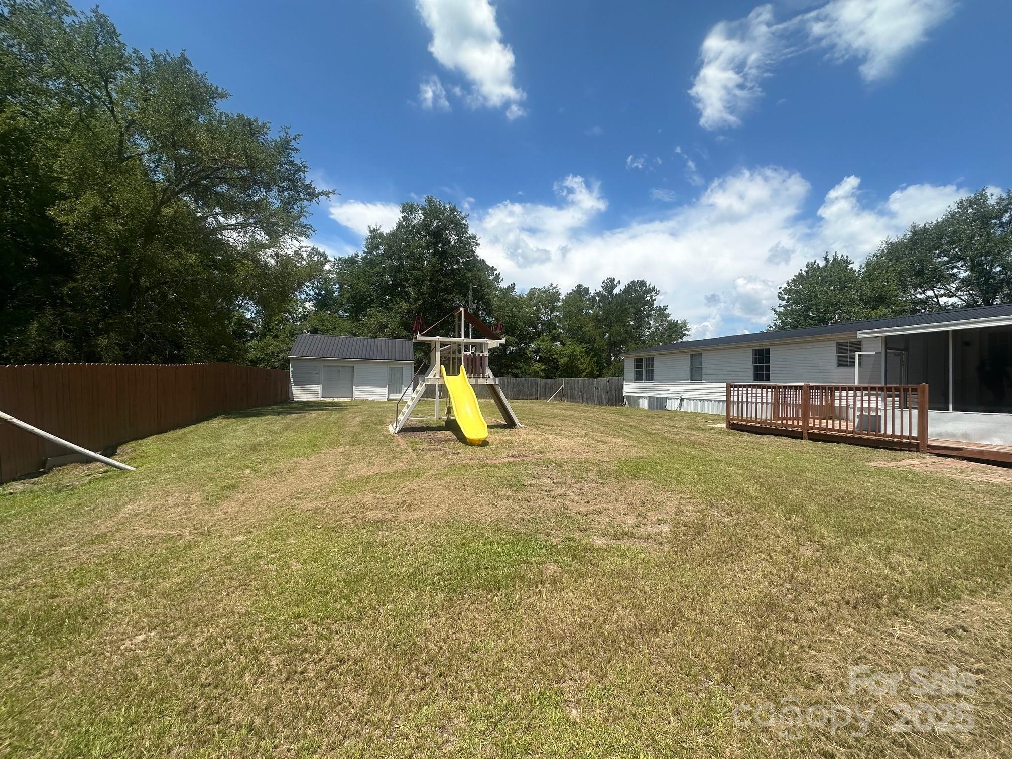 9552 Flat Creek Road