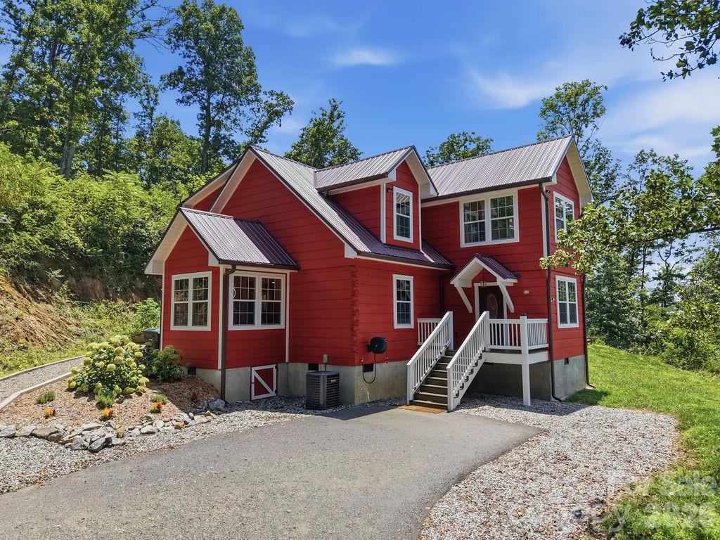 17 Northside Drive