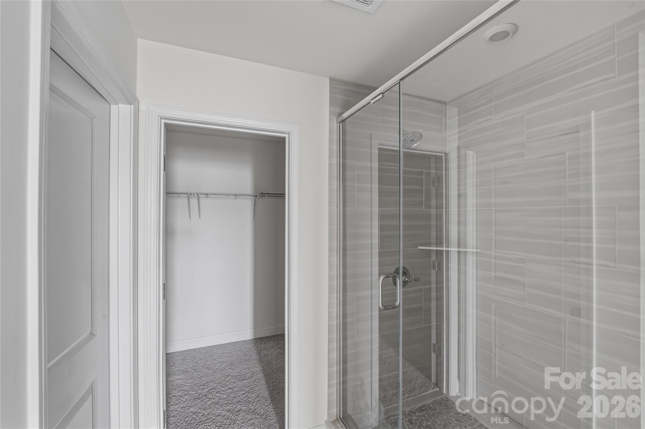 Lakeside Glen - Residential