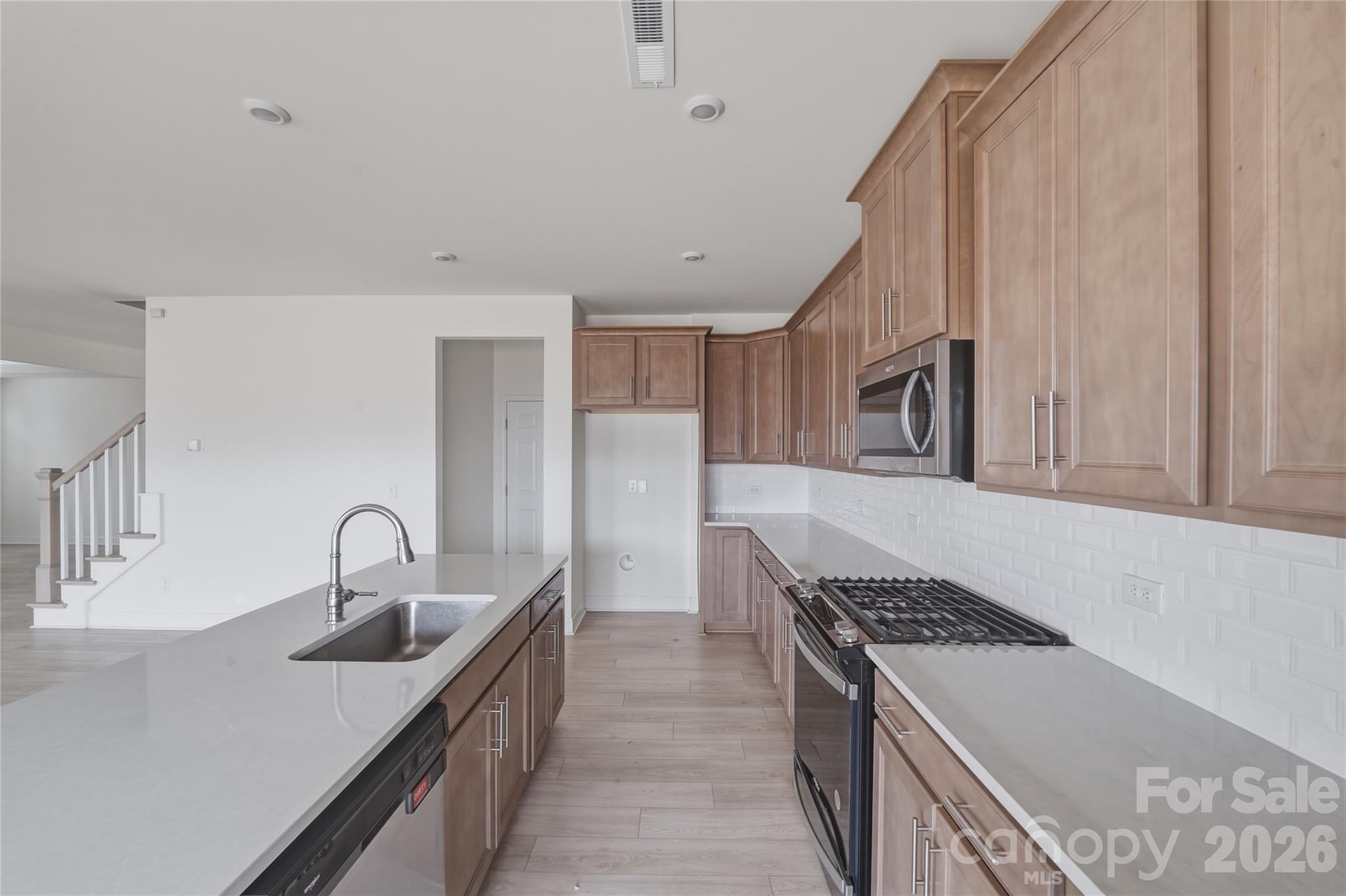 Lakeside Glen - Residential