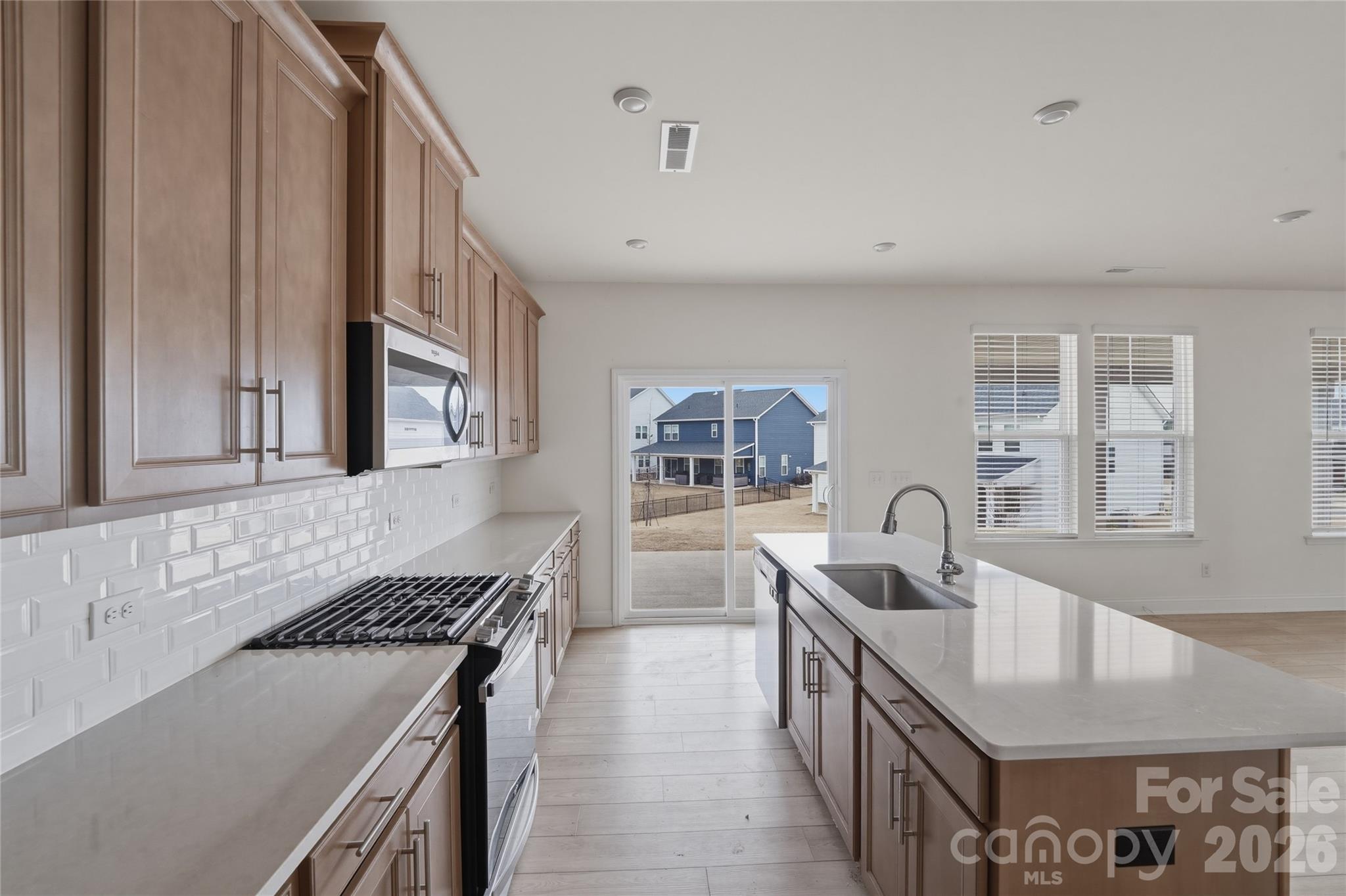 Lakeside Glen - Residential