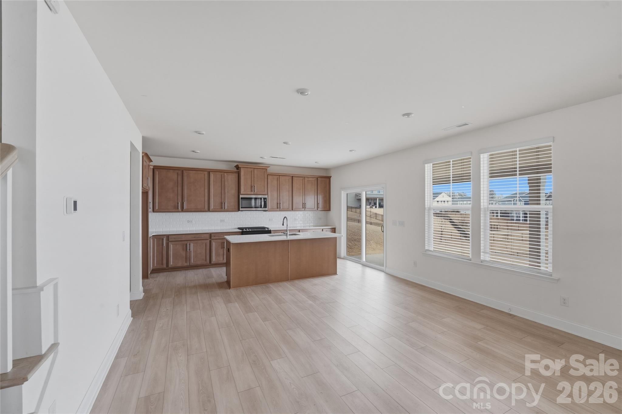 Lakeside Glen - Residential