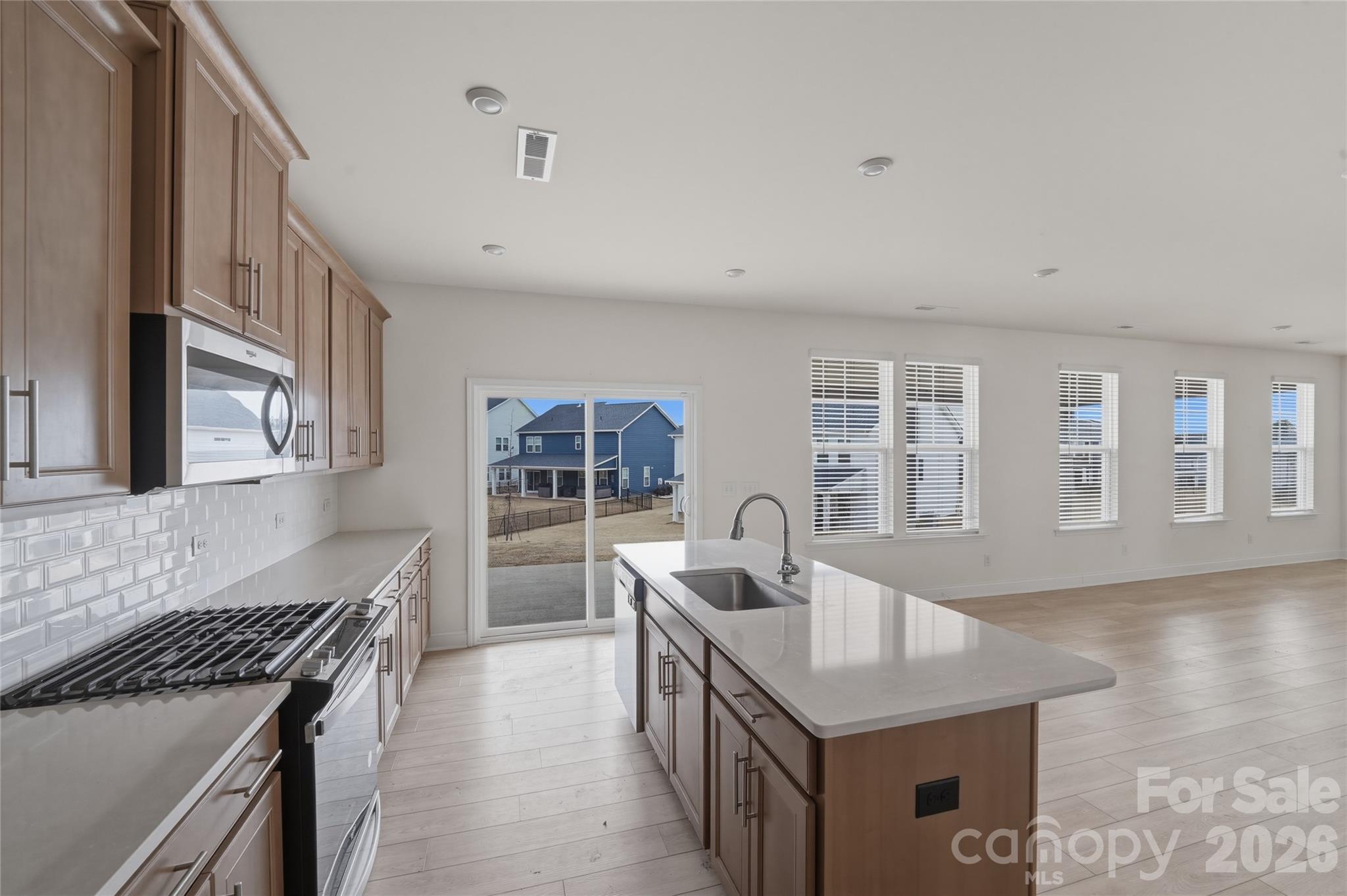 Lakeside Glen - Residential