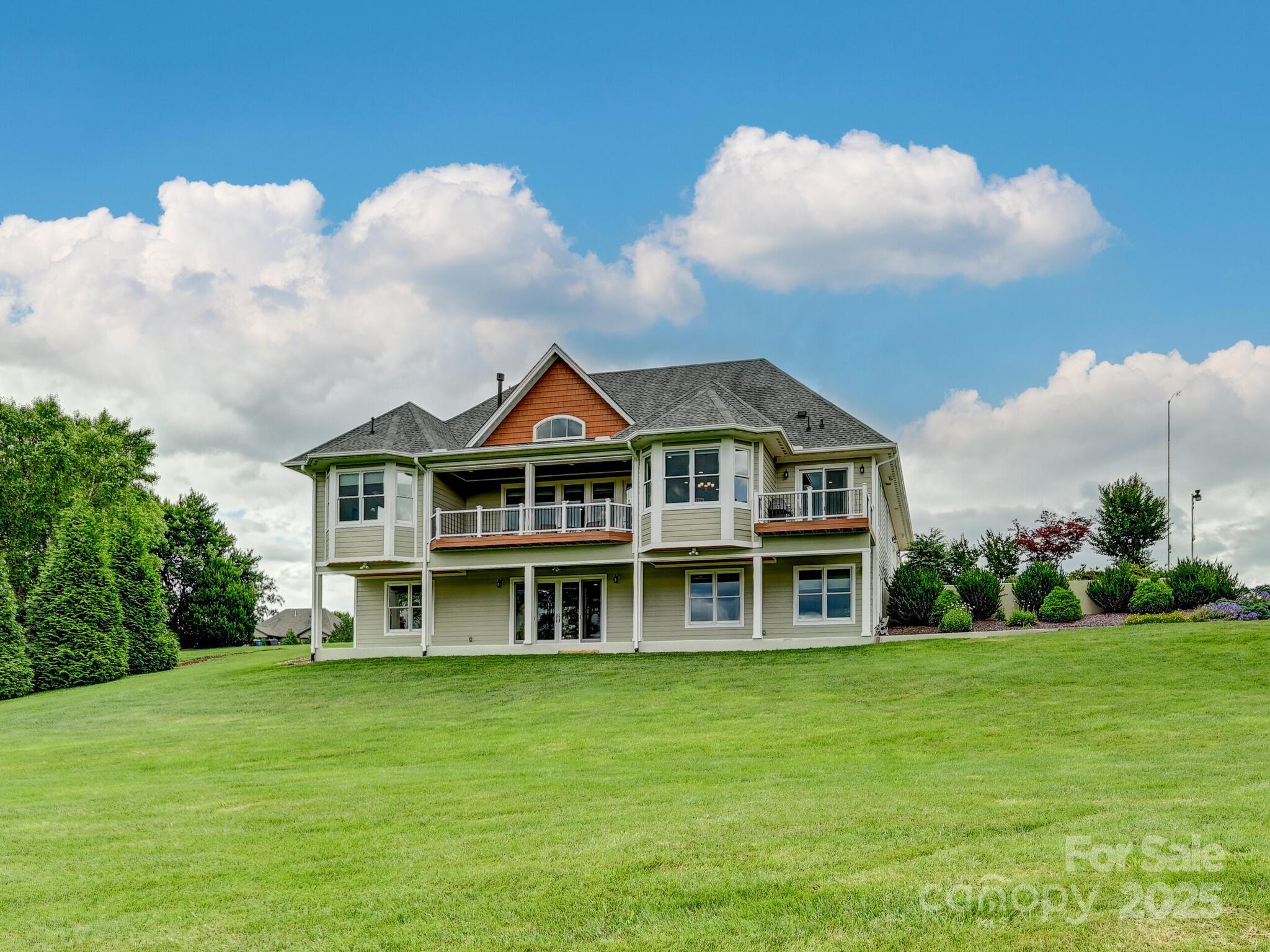 383 Ridgeview Hill Drive
