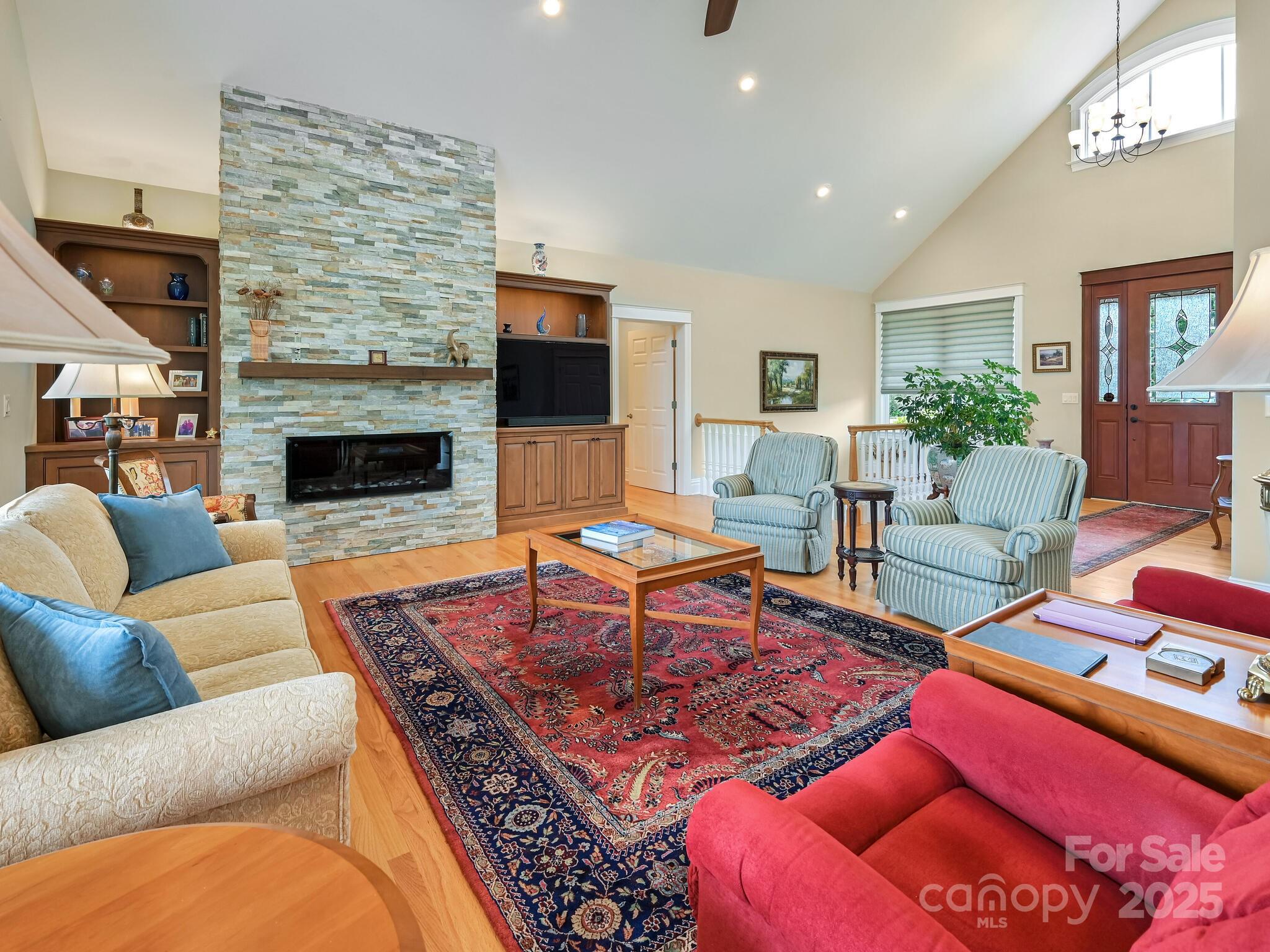 383 Ridgeview Hill Drive