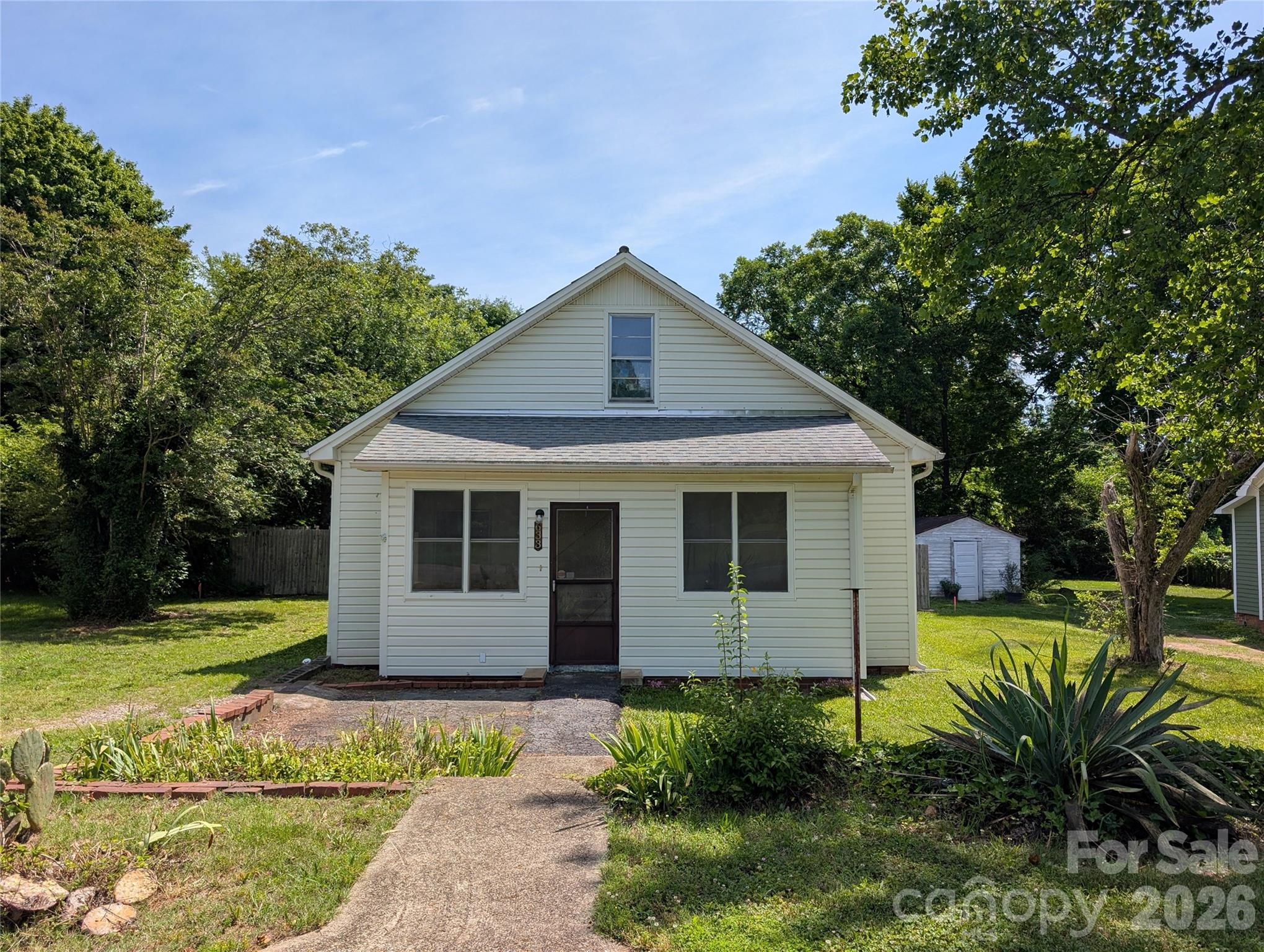 Photo 1 of 41 — 633 S Eastway Drive, Troutman, NC 28166