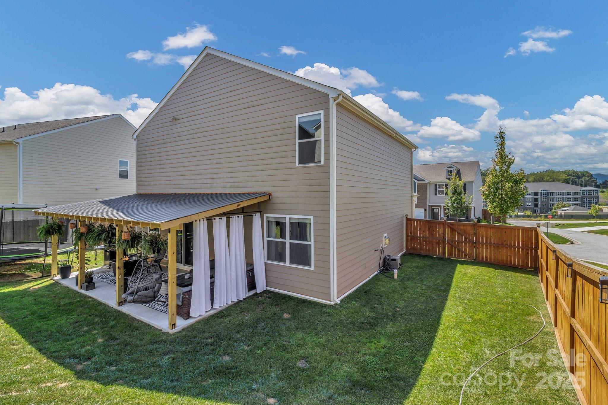 Holbrook Village - Residential