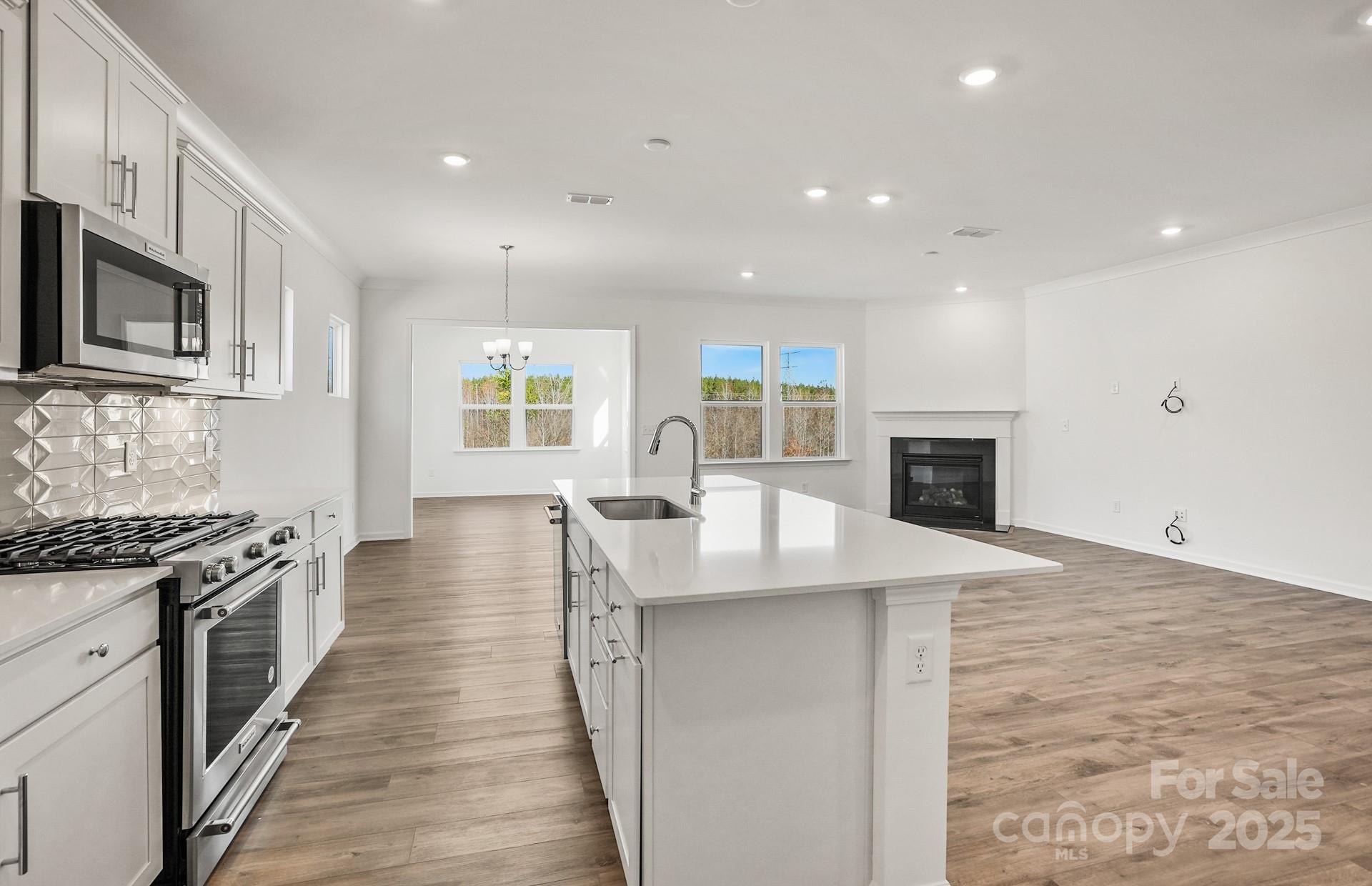 3882 Pee Dee Street 51