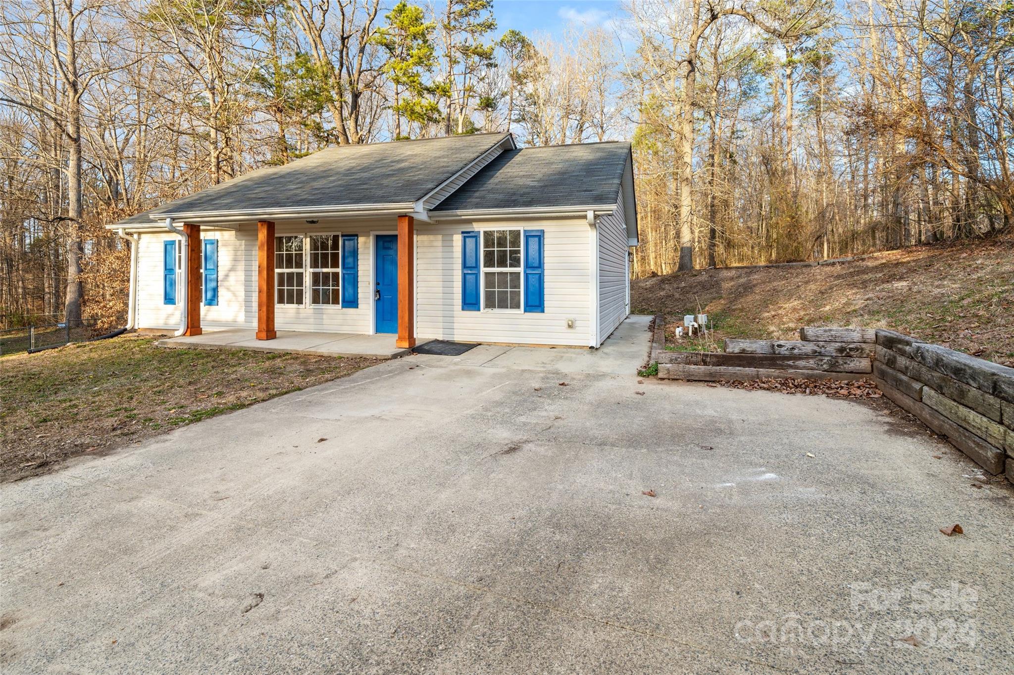 Kings Pointe - Residential