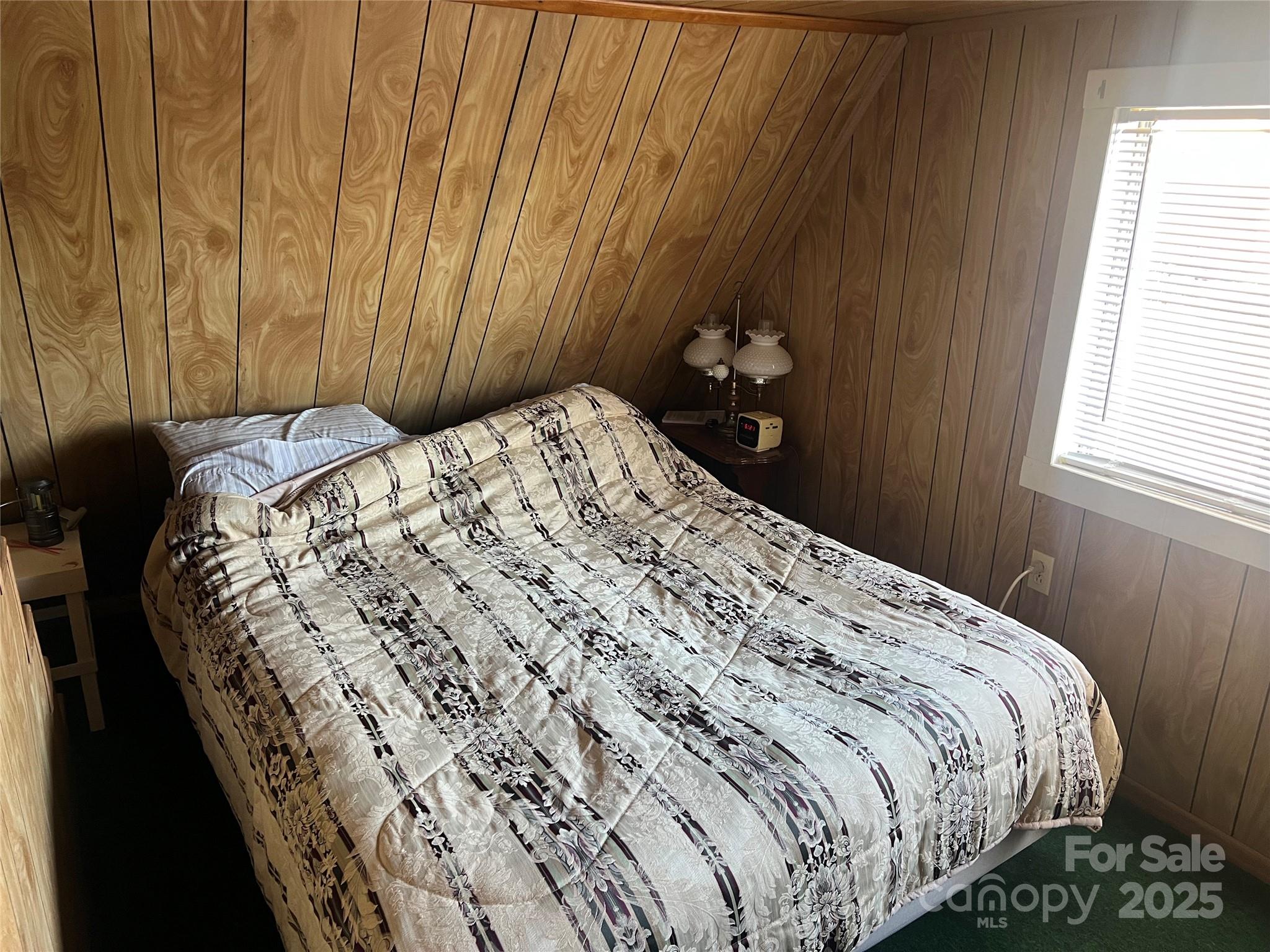 34 Point Lookout Circle