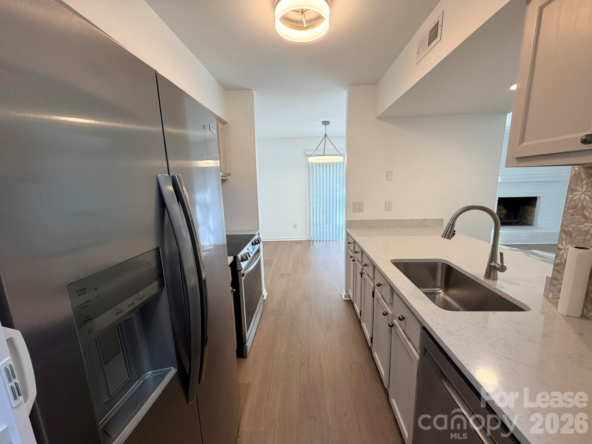 11048 Cedar View Road