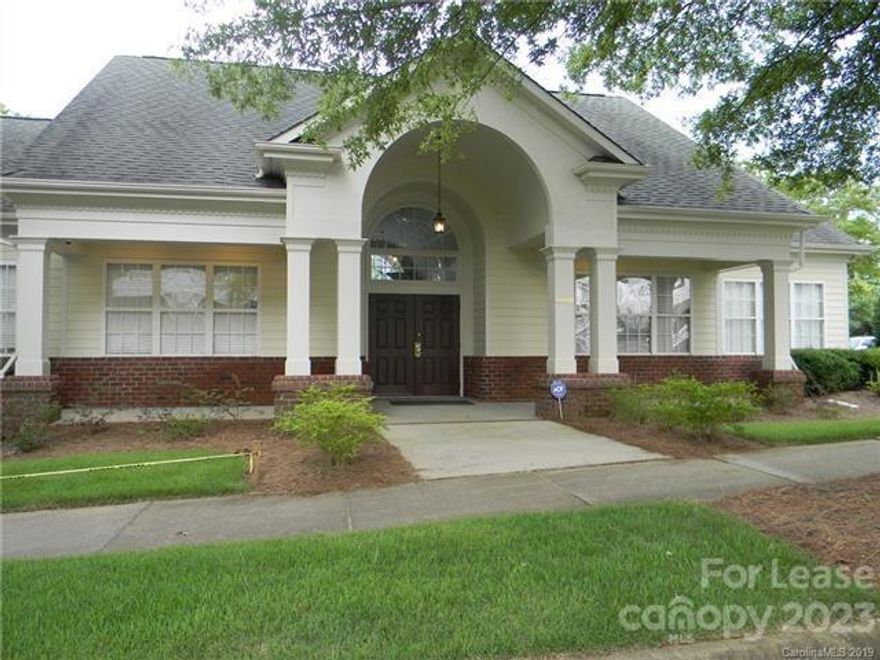 Do not miss out on this first floor condo.  Great layout.  2bedroom, 2bath.  Main suite has a walk-in closet and a big bathroom with a stand-up shower.  Building has a community pool and a playground.  Conveniently located to many area restaurants, shops, Birkdale Village, I-77.