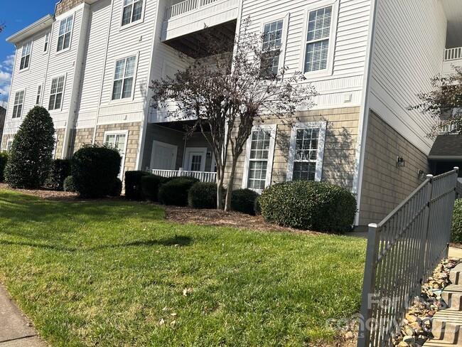 The Terraces at Oakhurst - Residential Lease