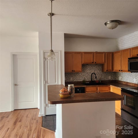Photo for 202 Brickton Village Circle 305