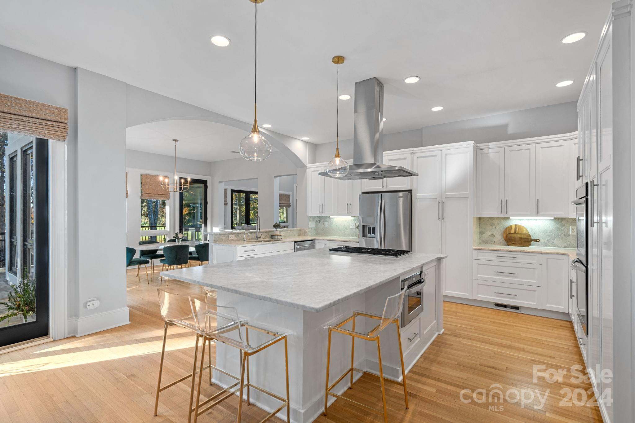 The Peninsula - Residential