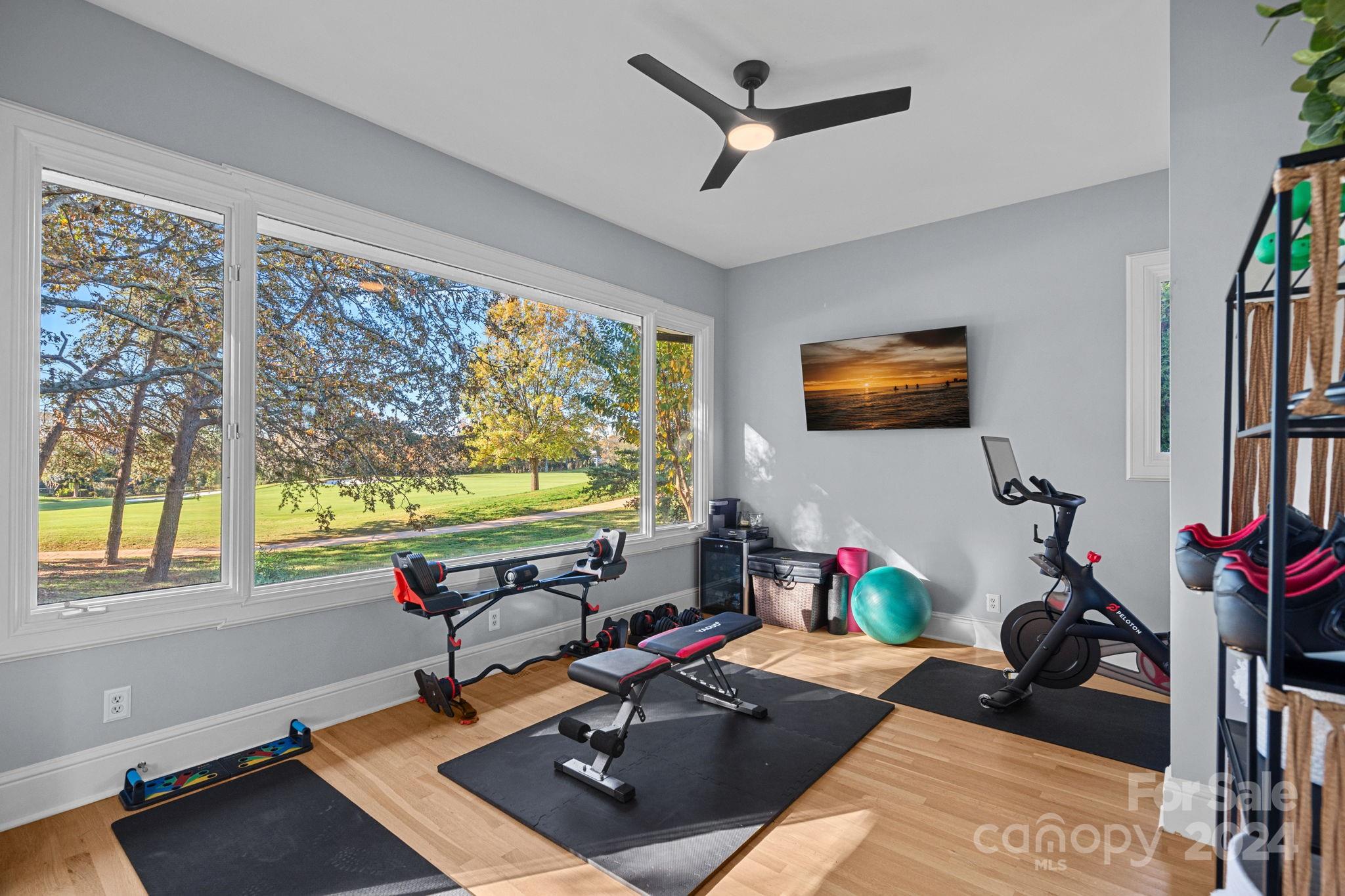 The Peninsula - Residential