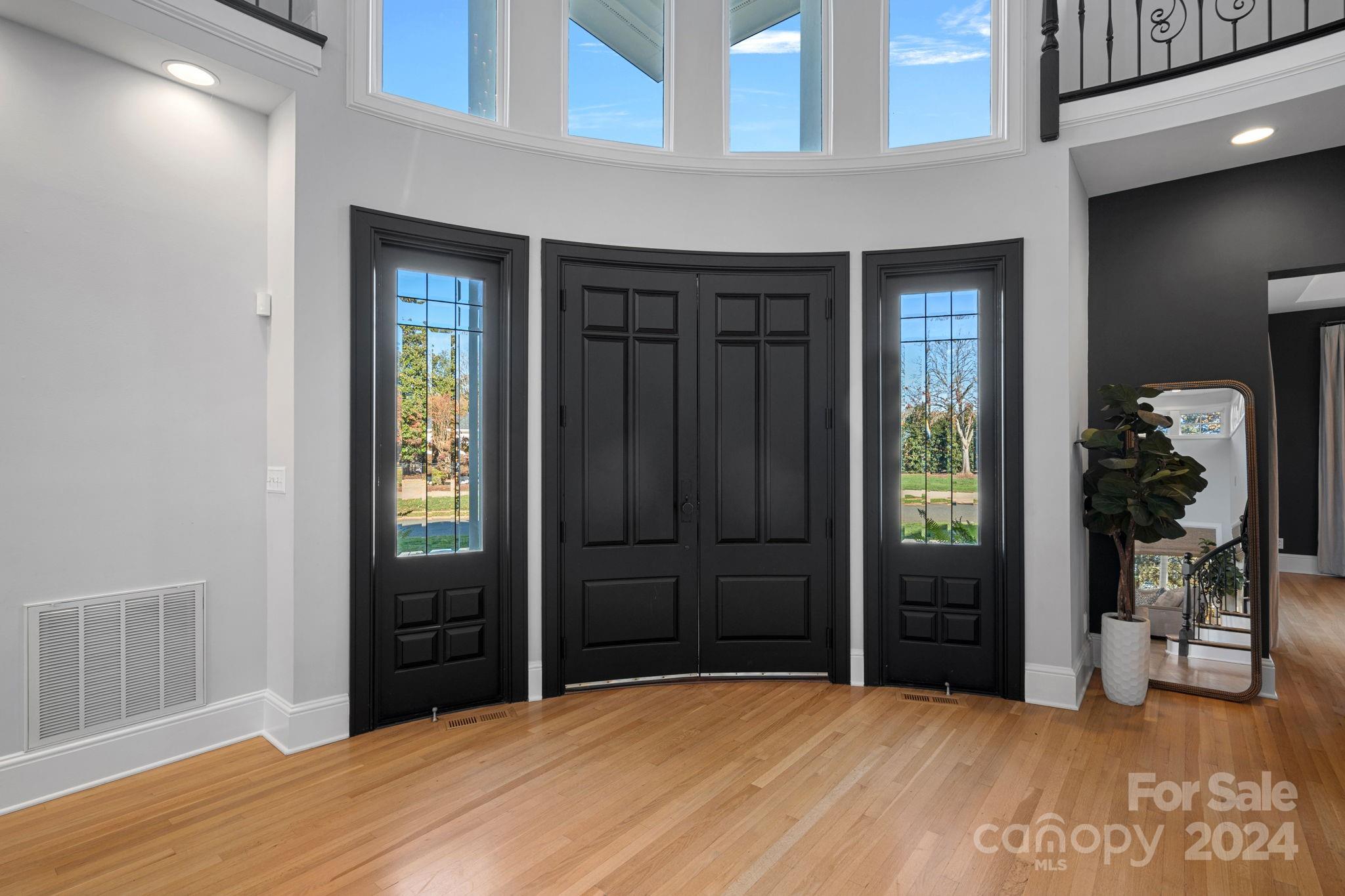 The Peninsula - Residential