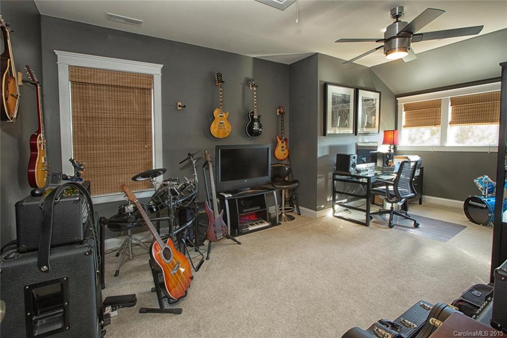 Monteith Park - Residential