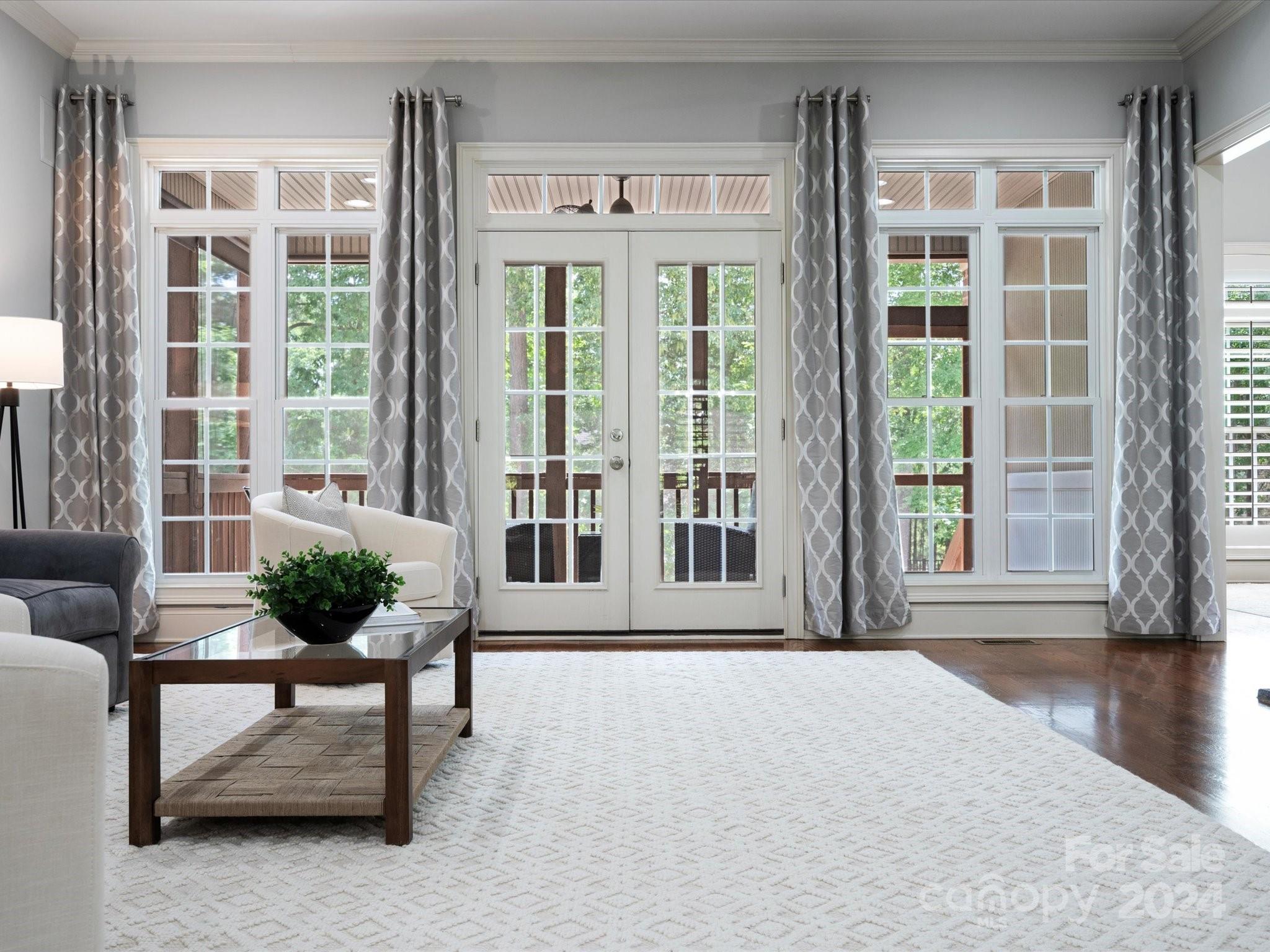 Water Edge - Residential