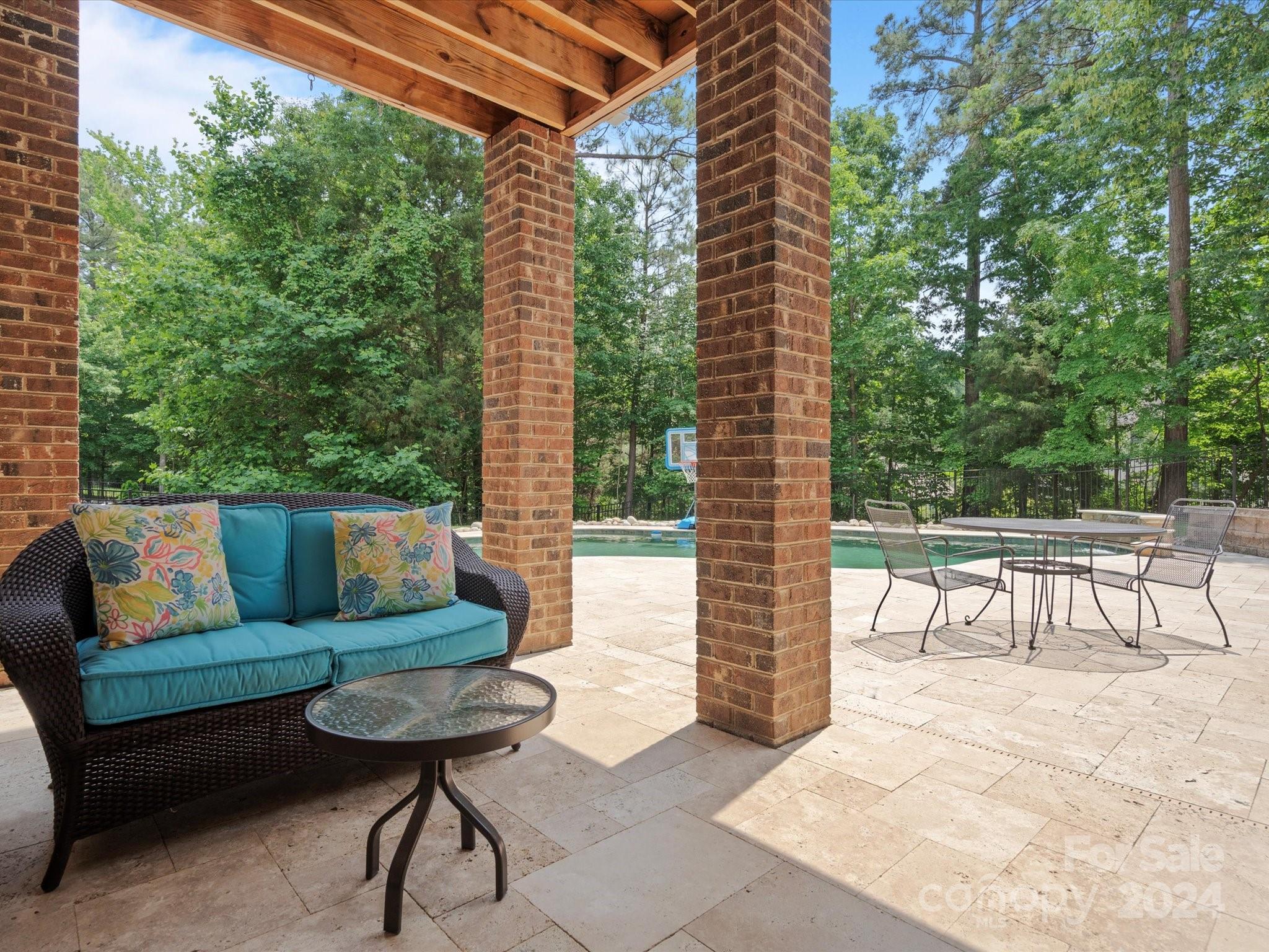 Water Edge - Residential