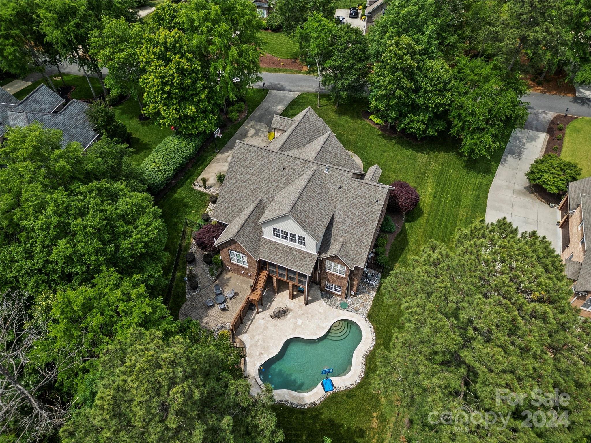 Water Edge - Residential