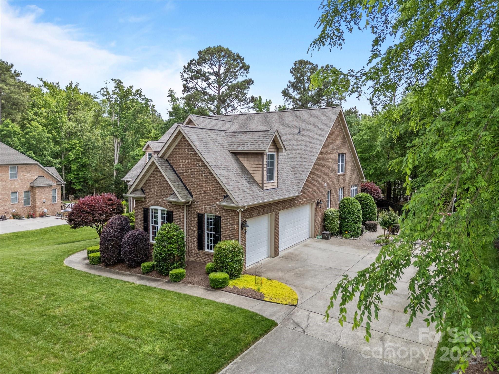 Water Edge - Residential