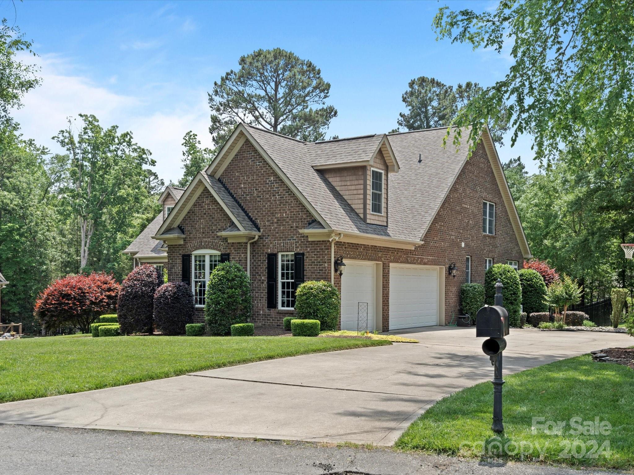 Water Edge - Residential