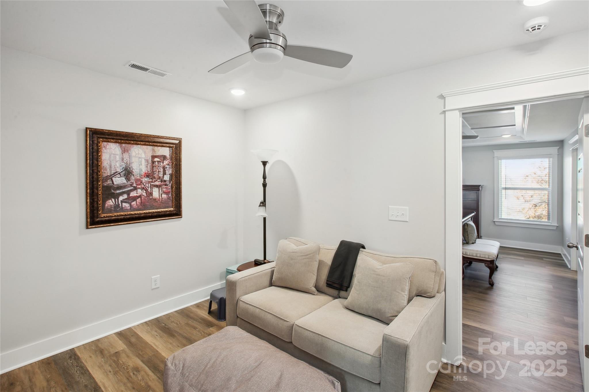 The Townhomes at McKee Glen - Residential Lease