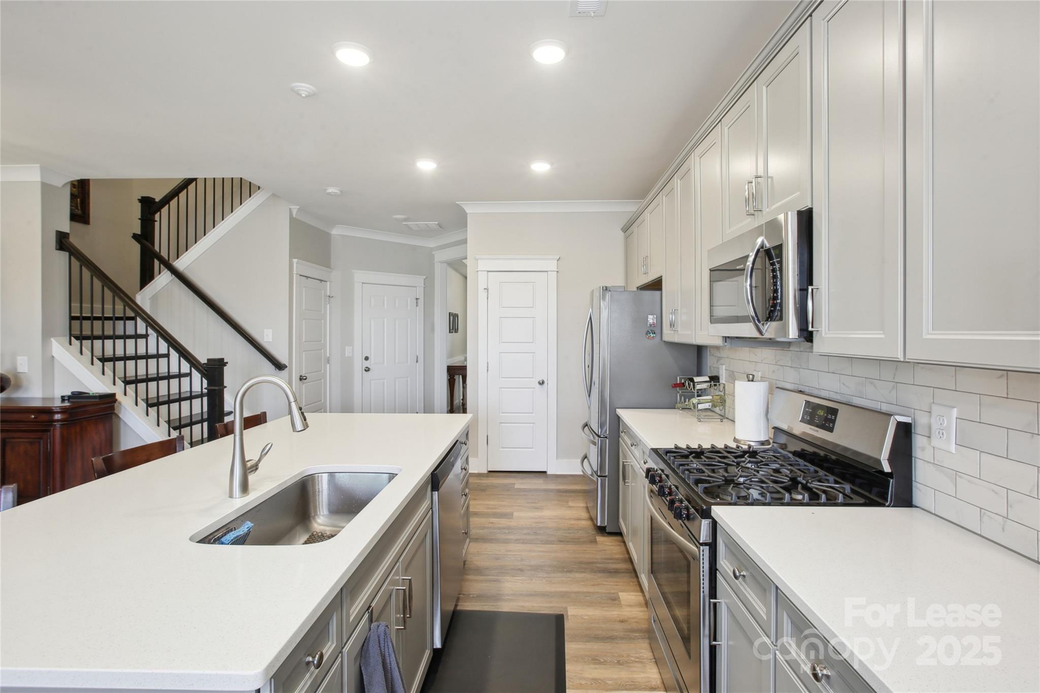 The Townhomes at McKee Glen - Residential Lease