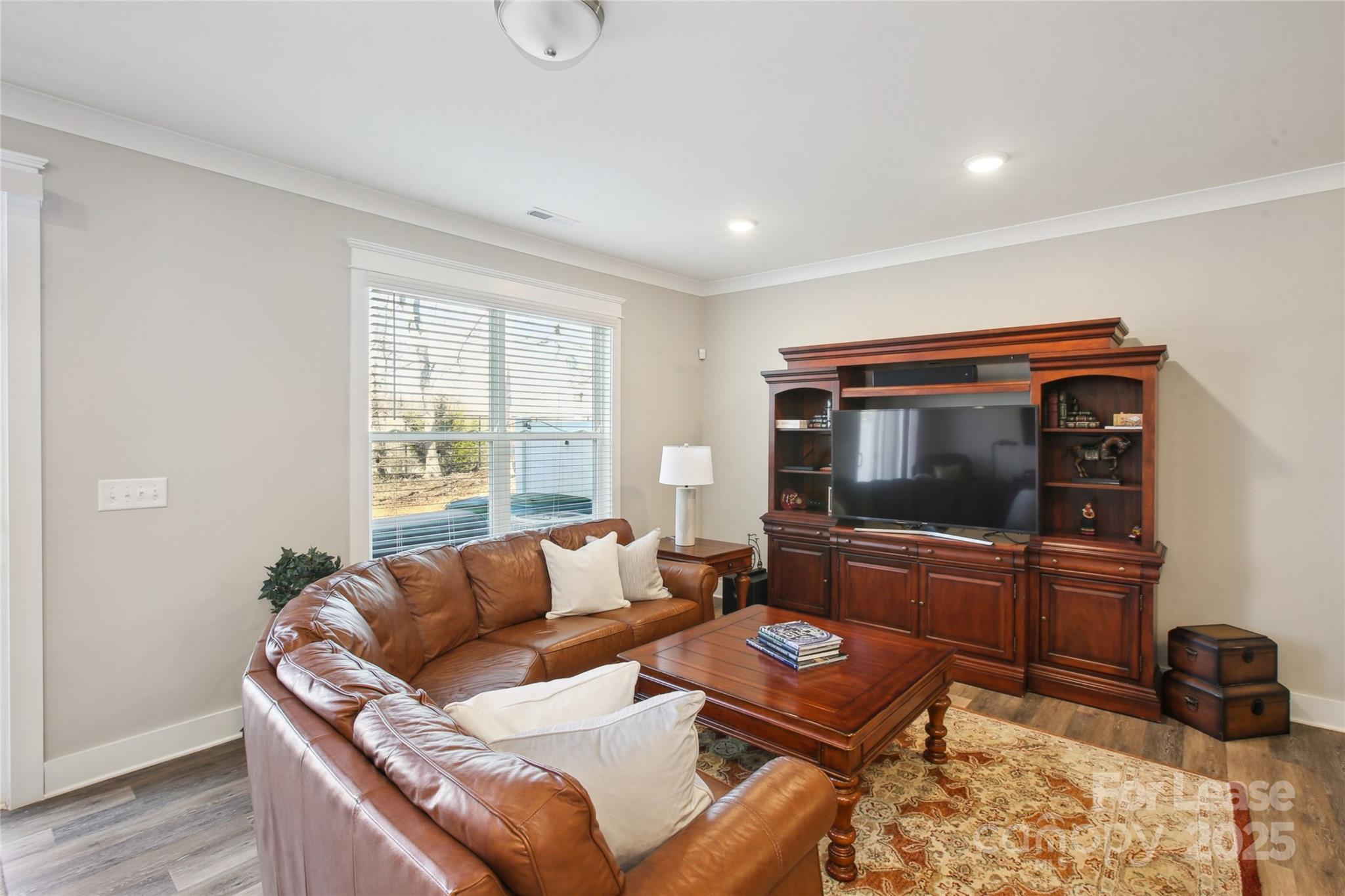 The Townhomes at McKee Glen - Residential Lease