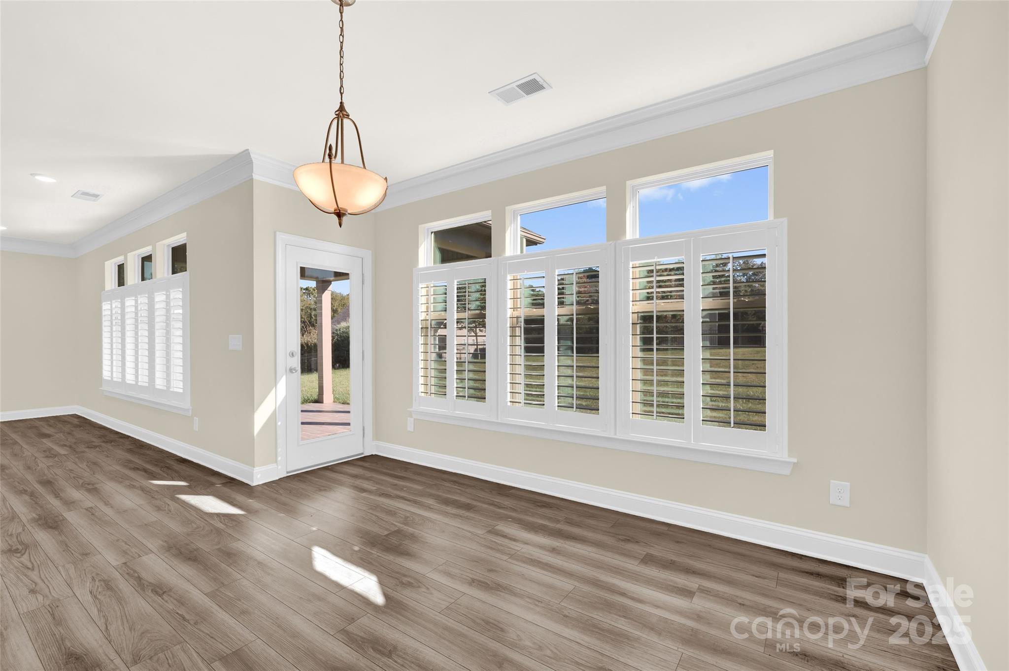 Wellesley - Residential