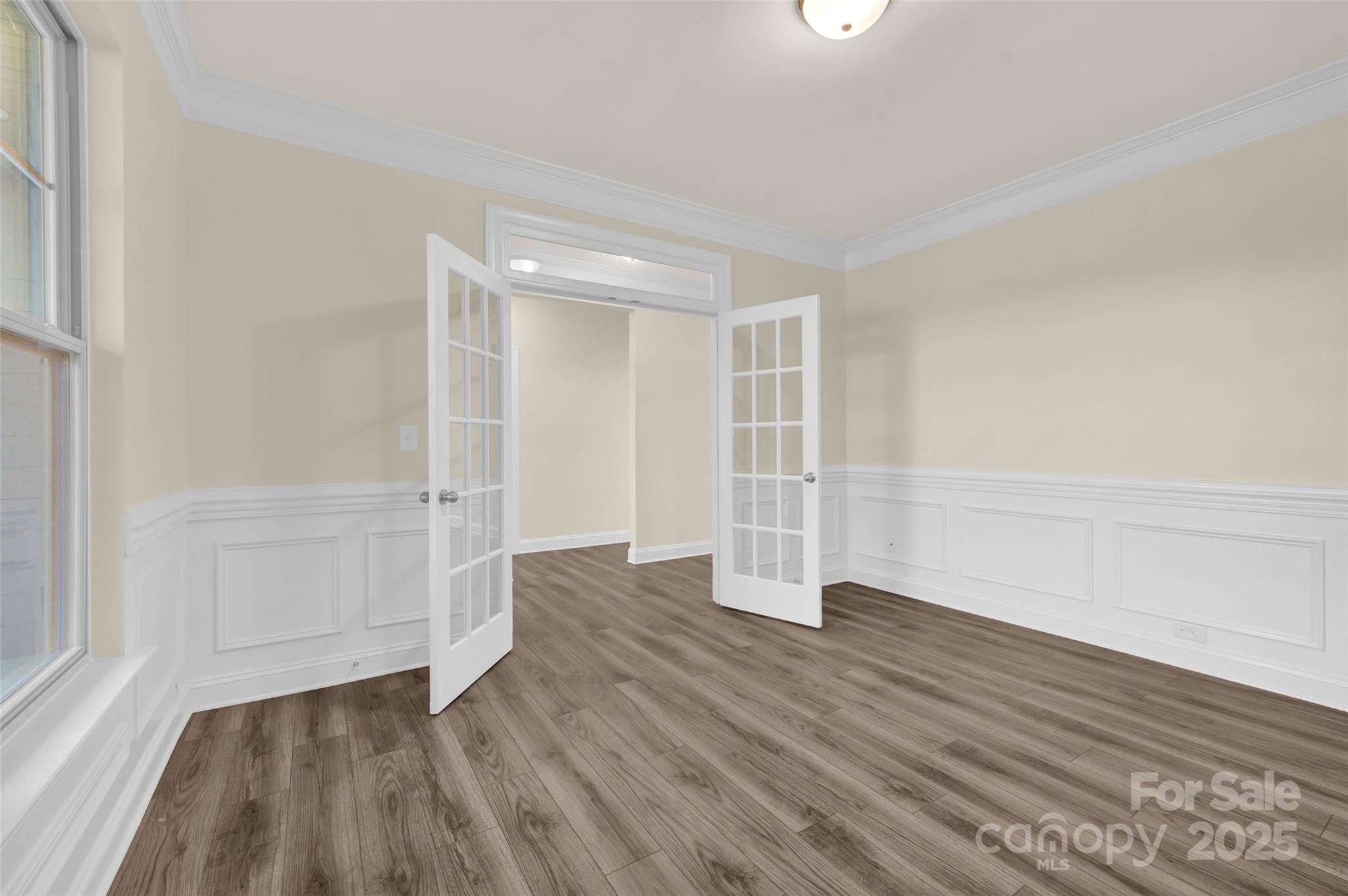 Wellesley - Residential