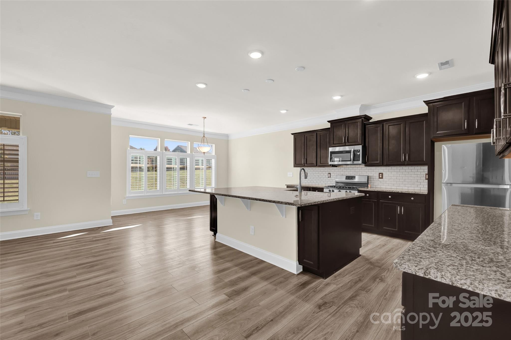 Wellesley - Residential