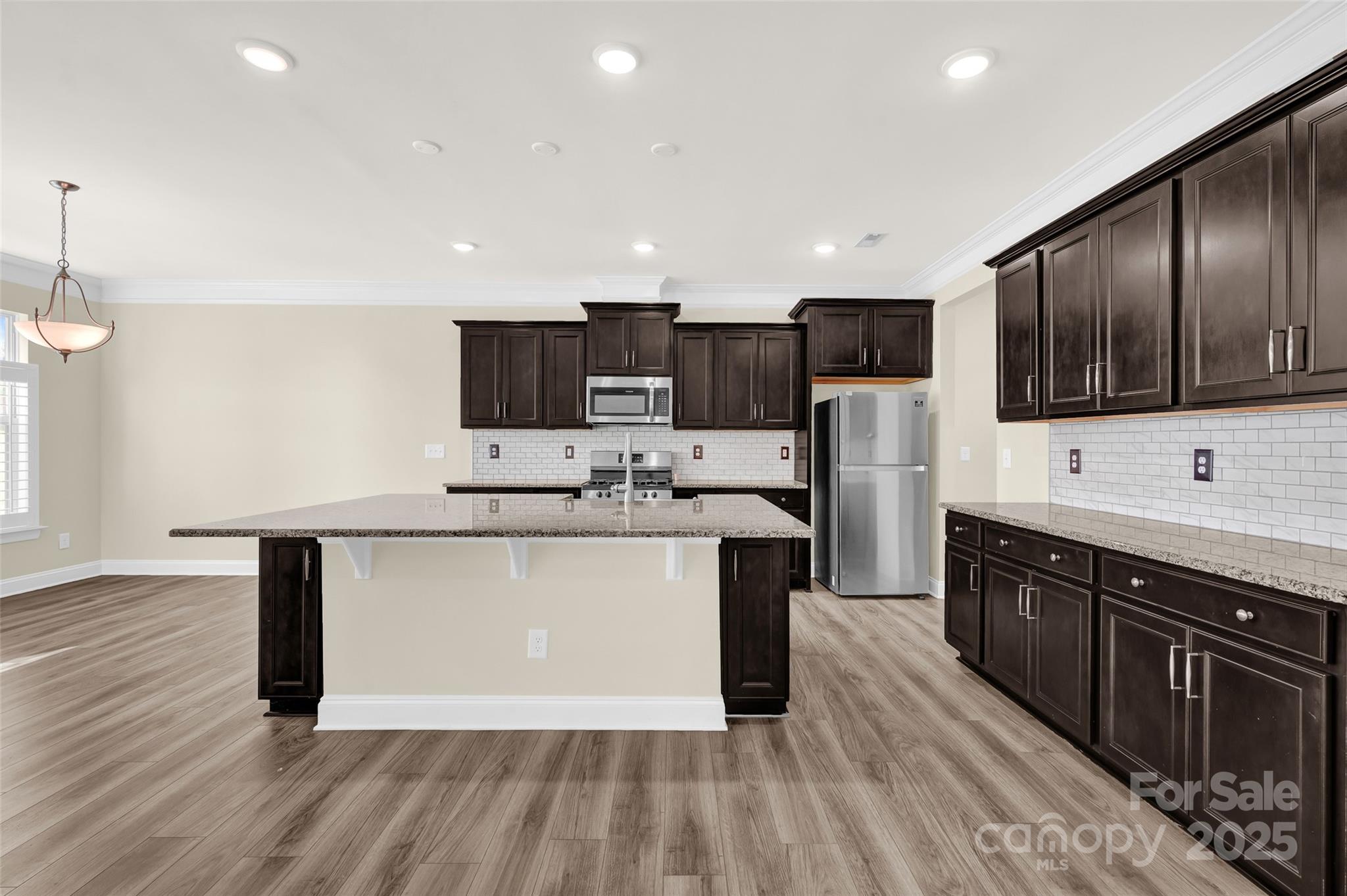 Wellesley - Residential