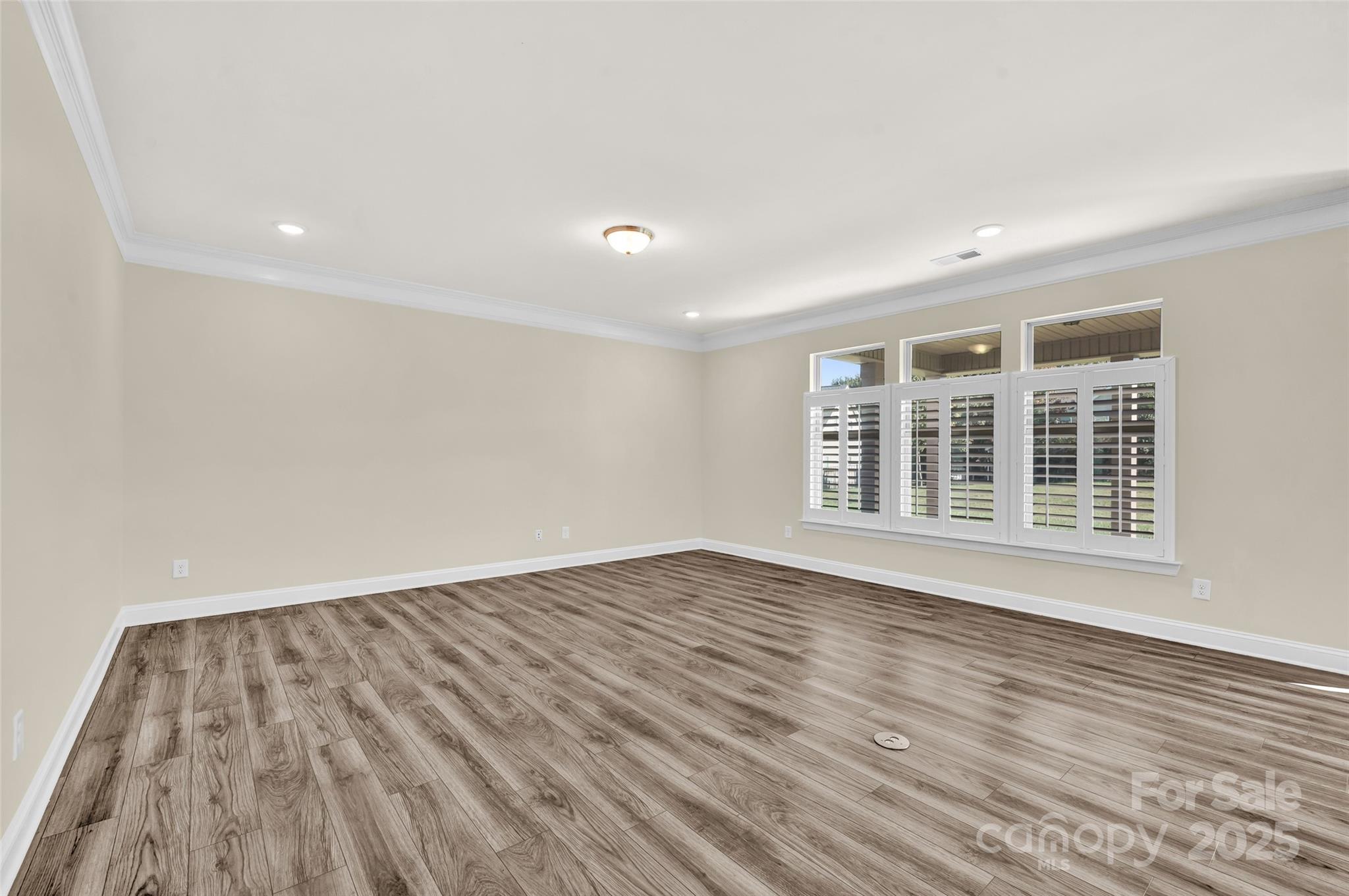 Wellesley - Residential