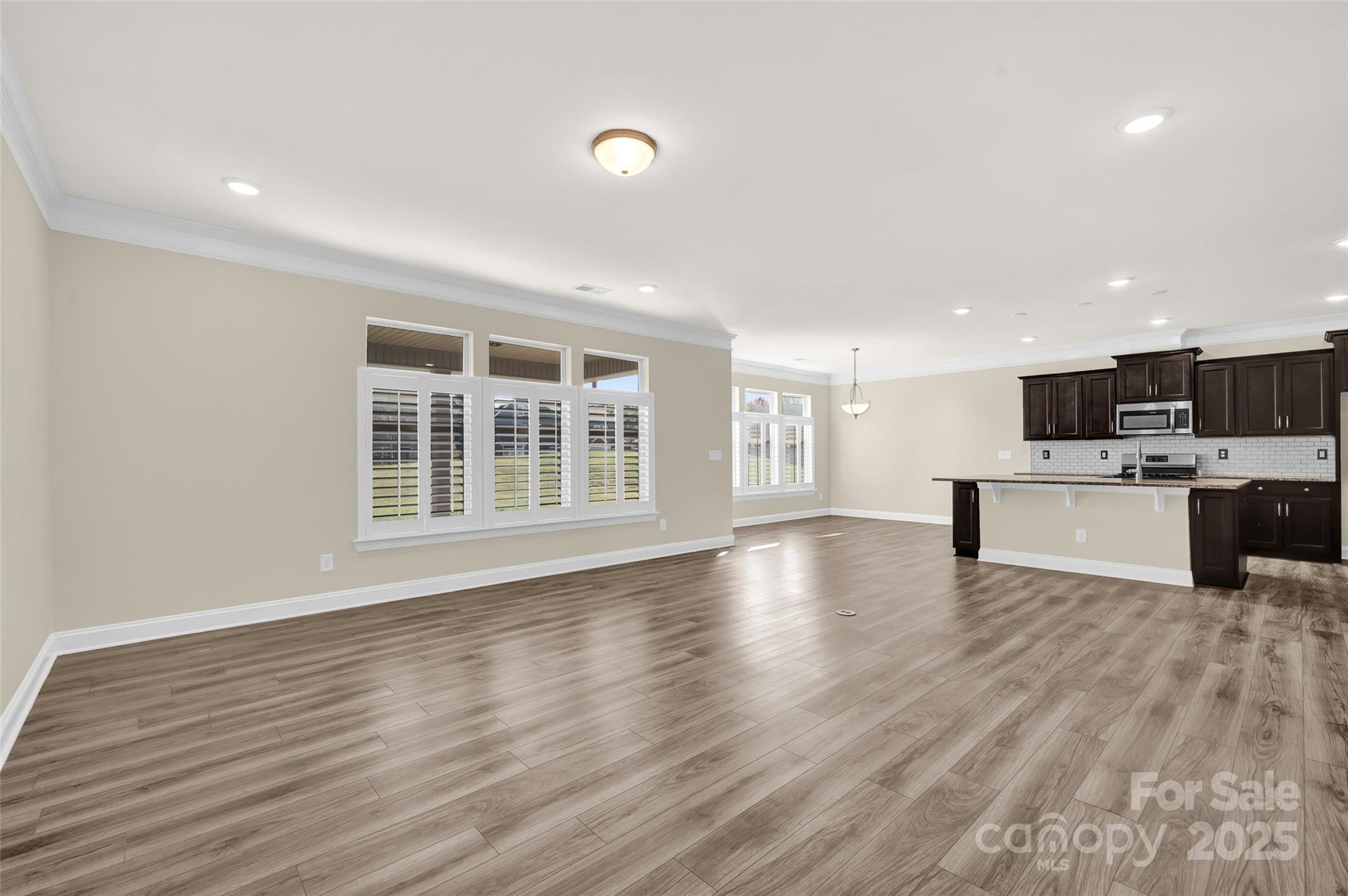 Wellesley - Residential