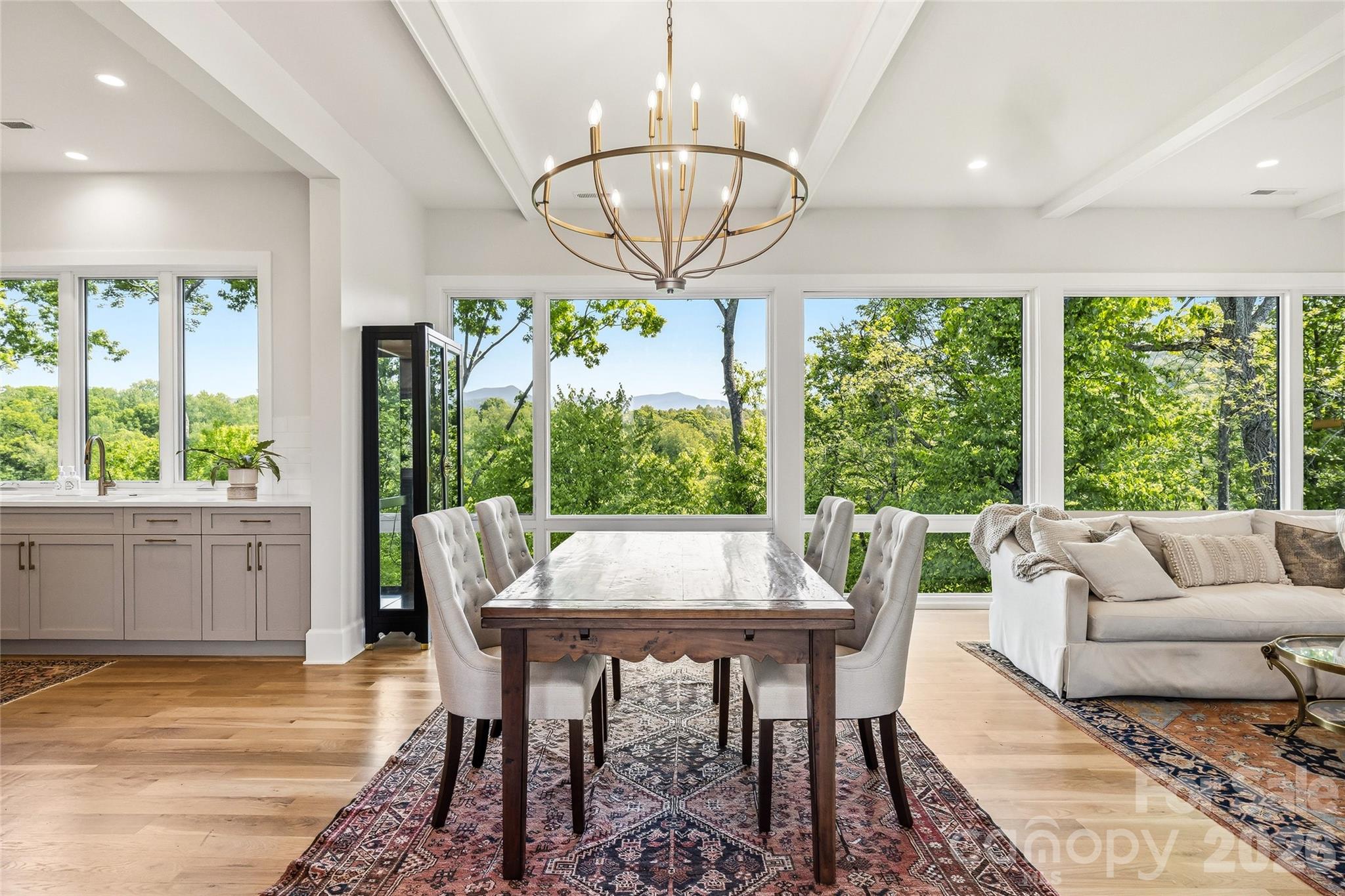 162 Riverbend Forest Drive