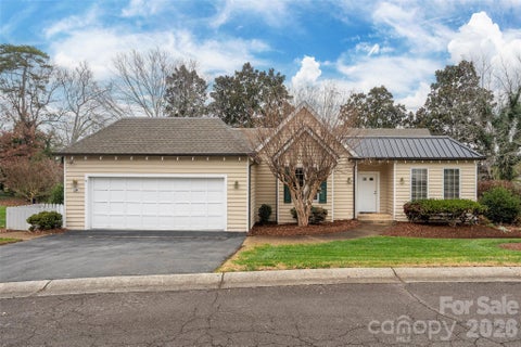 Photo of 119 Linden Place, Bermuda Run, NC 27006 (MLS # 4431712)