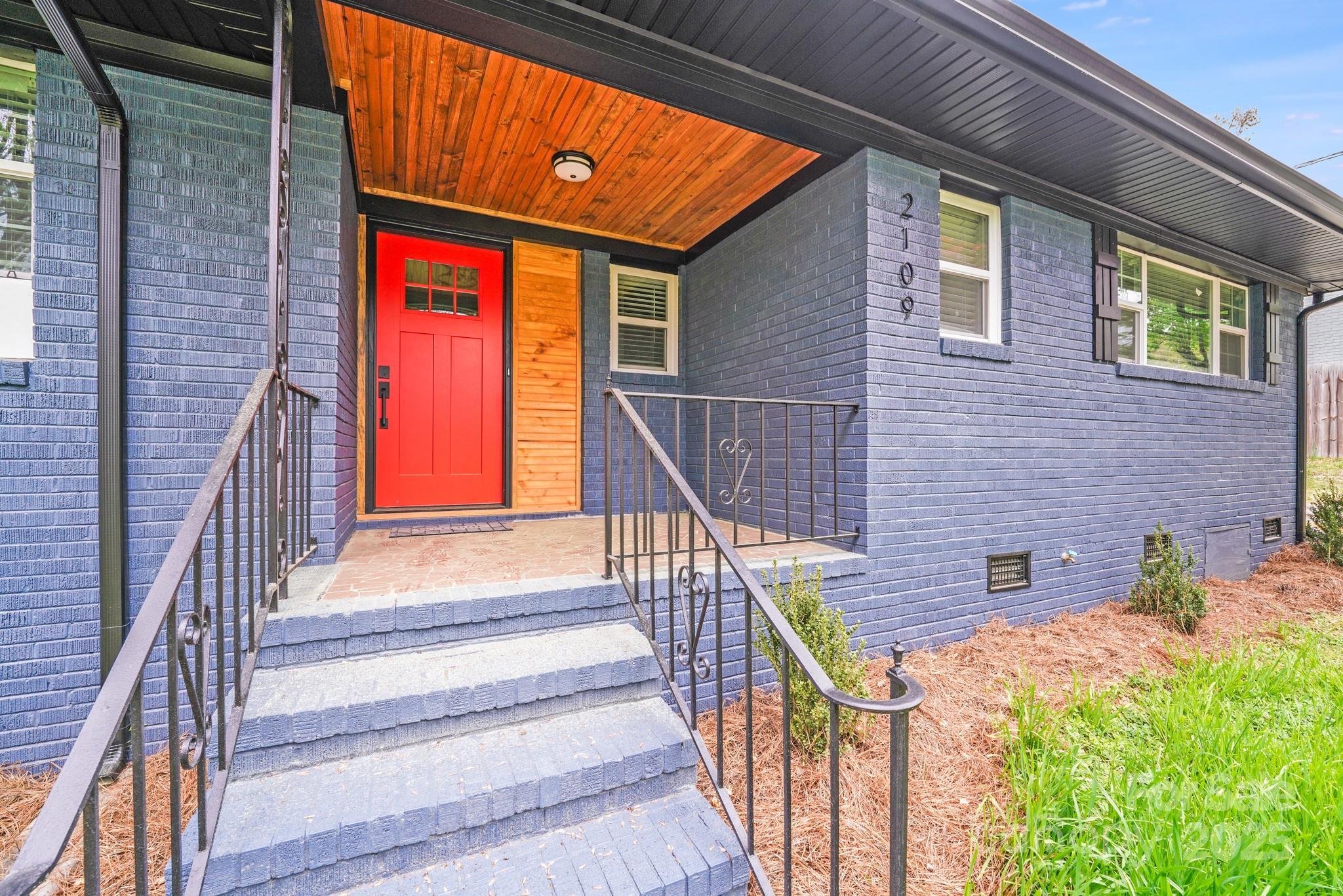 2109 Tarlton Drive