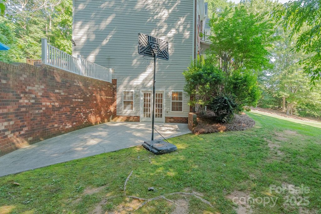 listing image 38