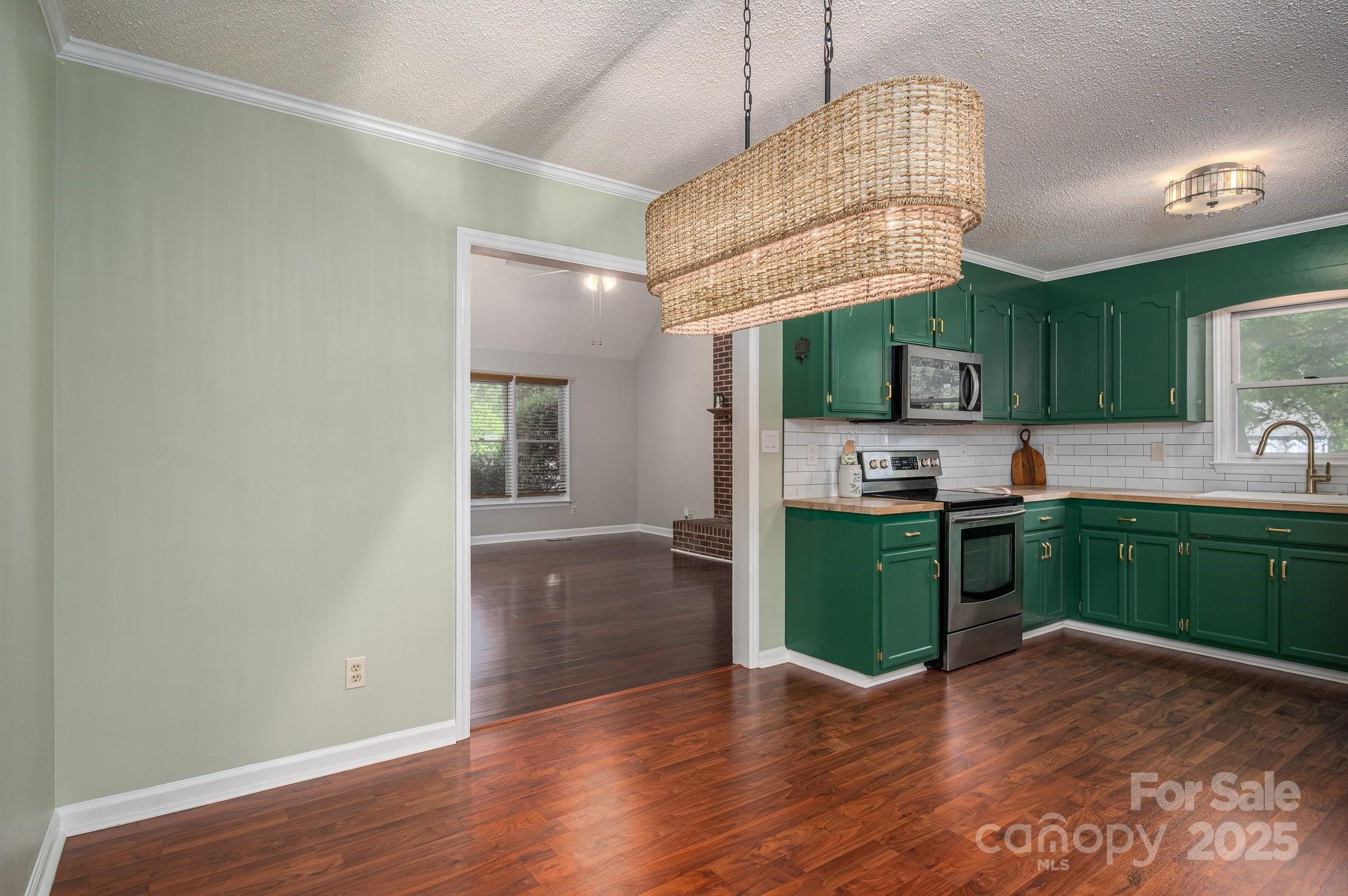 Creek Side - Residential