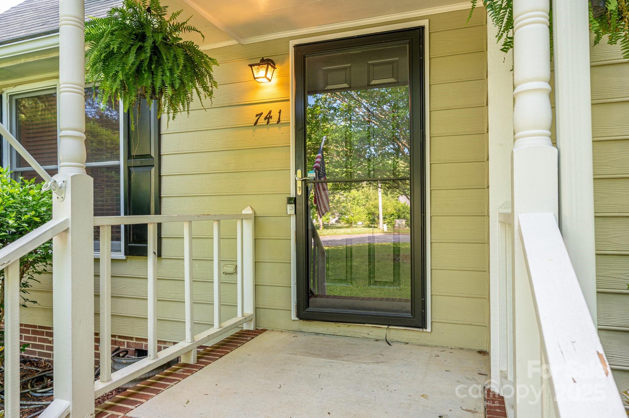 Creek Side - Residential