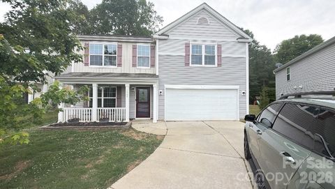 Photo of 2301 Reid Pointe Avenue, Fort Mill, SC 29707 (MLS # 4380074)