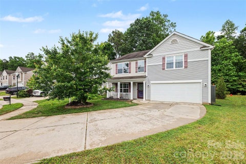 Photo of 2301 Reid Pointe Avenue, Fort Mill, SC 29707 (MLS # 4380074)