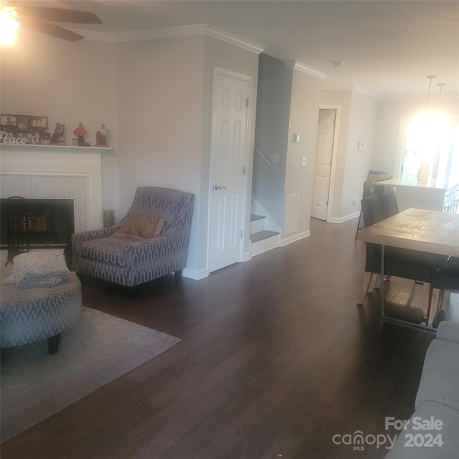 Heathrow on Harris - Residential