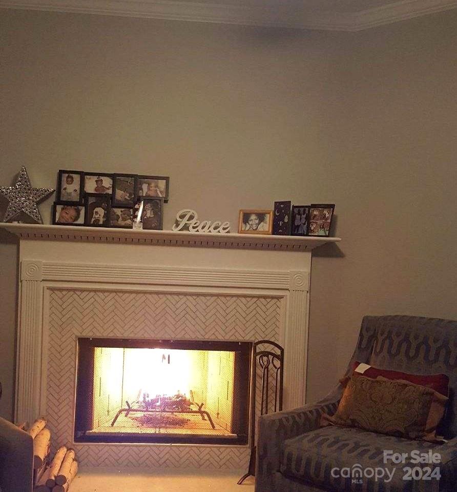 Heathrow on Harris - Residential