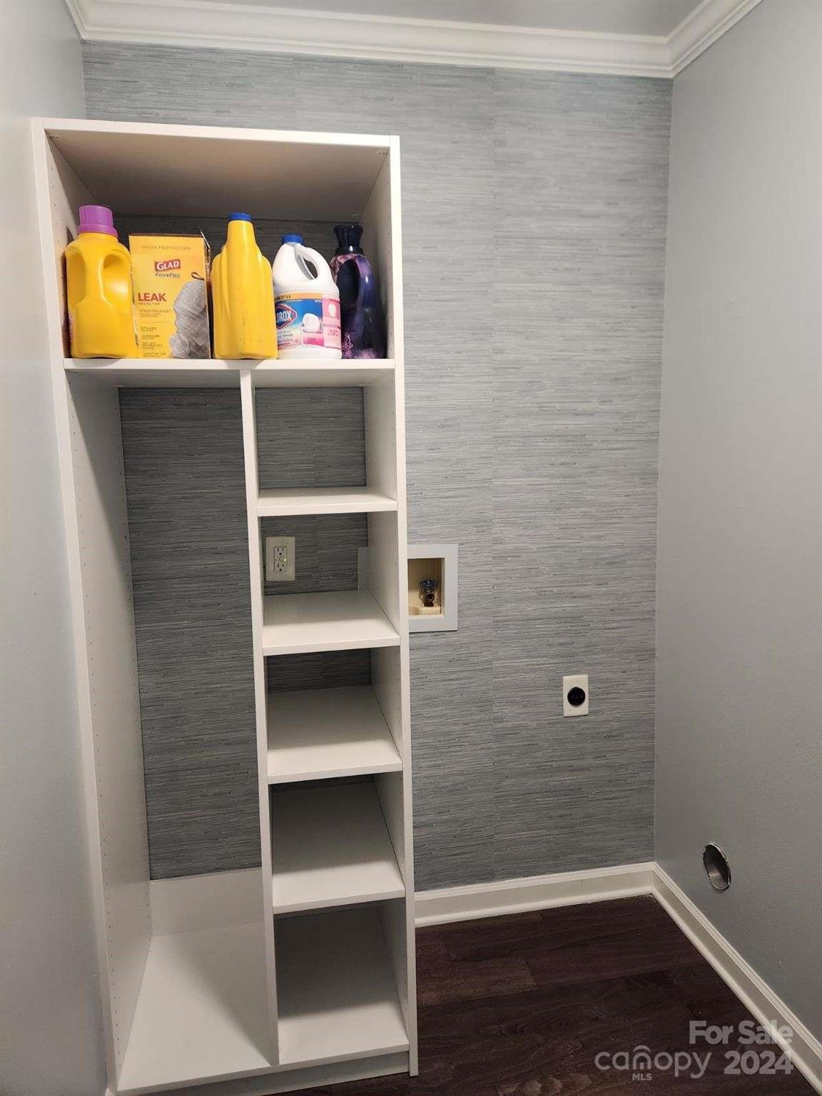 Heathrow on Harris - Residential