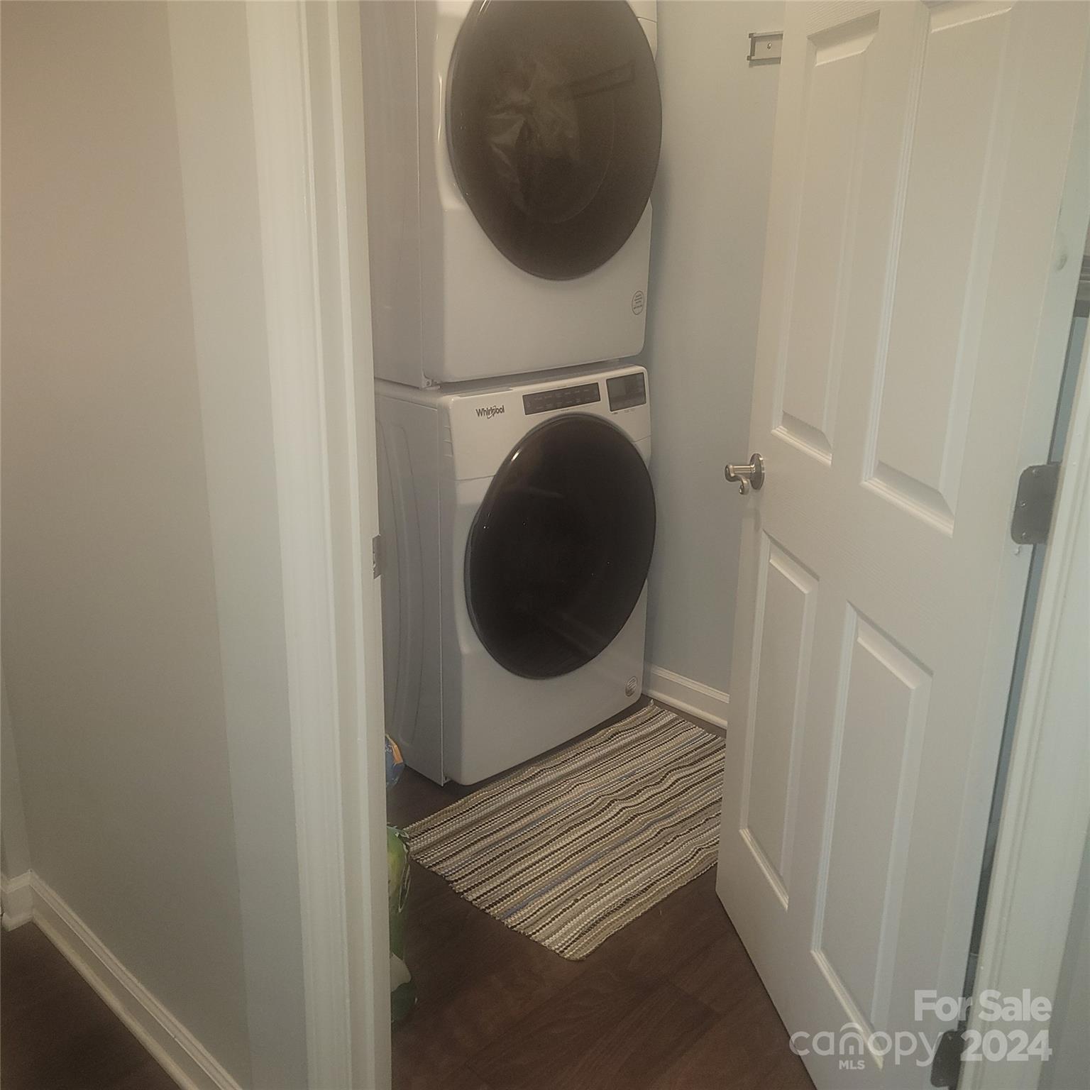 Heathrow on Harris - Residential